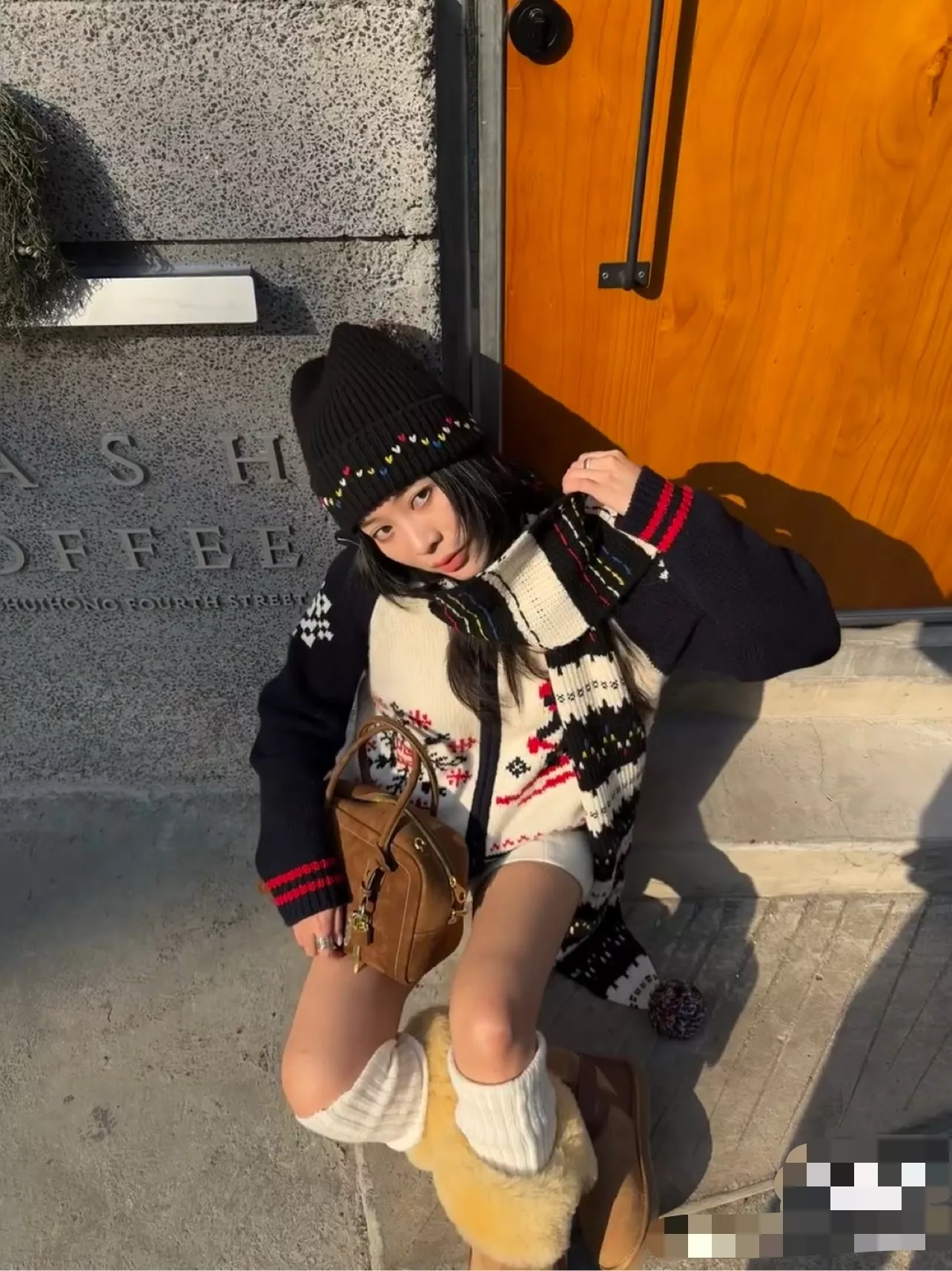 에르도스 스키 자카드 패턴 카라 집업 니트 아우터 상세 이미지 36
