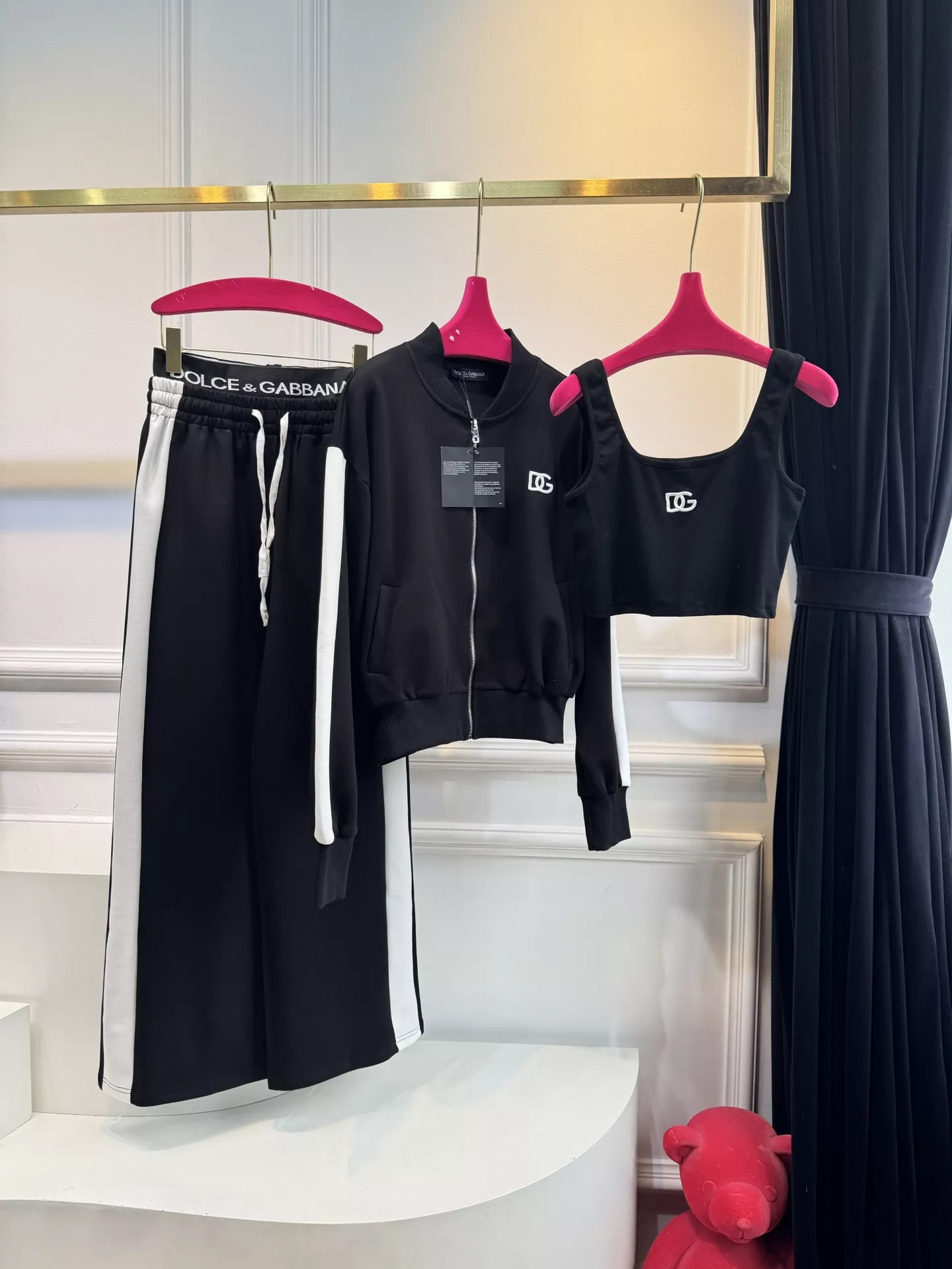 돌체앤가바나 25FW 캐주얼 스포츠 3피스 세트 상세 이미지 19