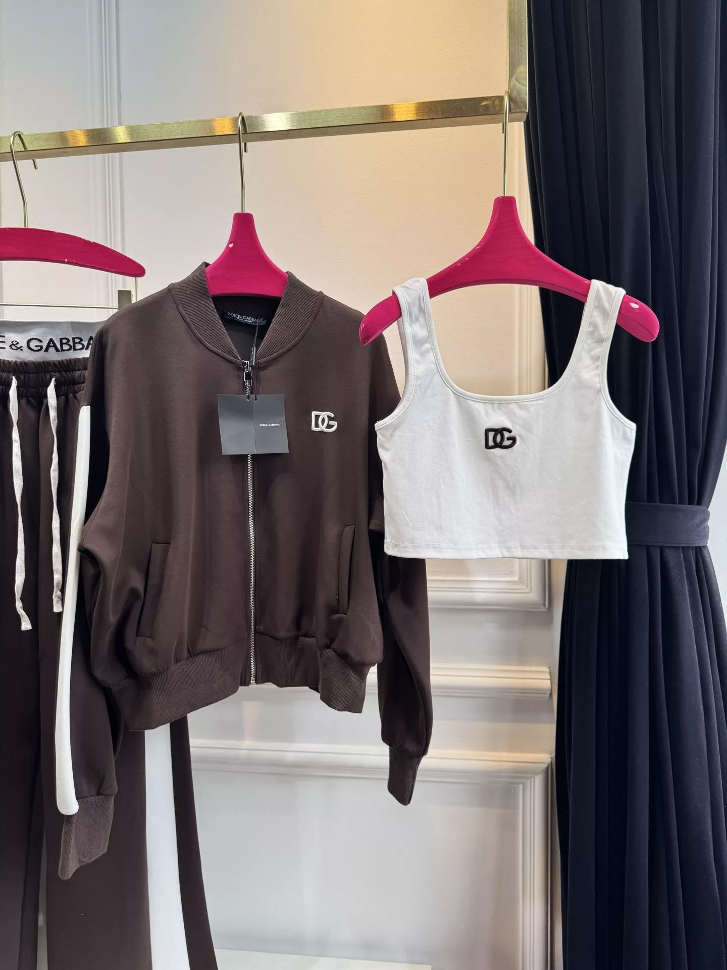 돌체앤가바나 25FW 캐주얼 스포츠 3피스 세트 상세 이미지 3