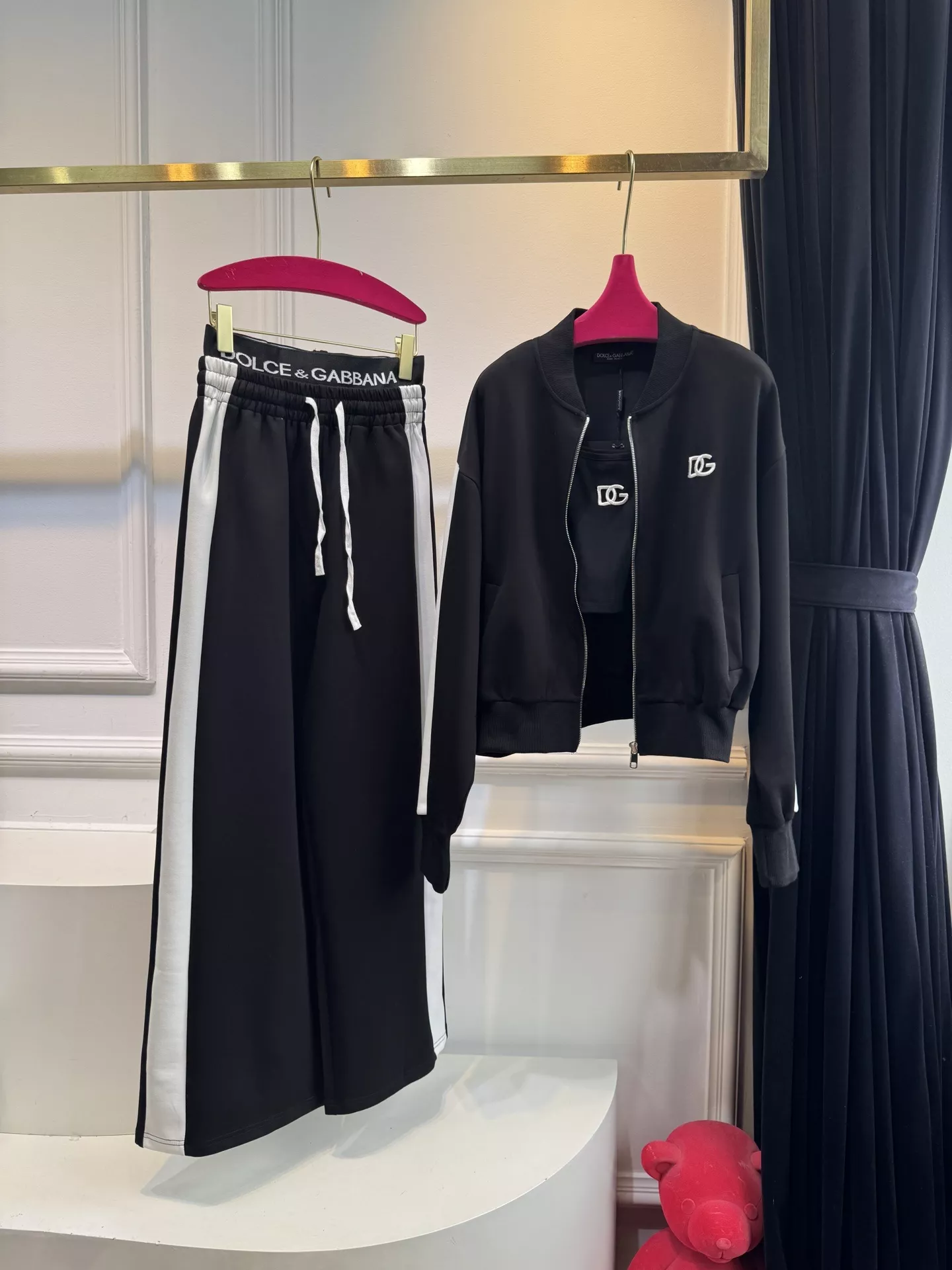 돌체앤가바나 25FW 캐주얼 스포츠 3피스 세트 상세 이미지 26