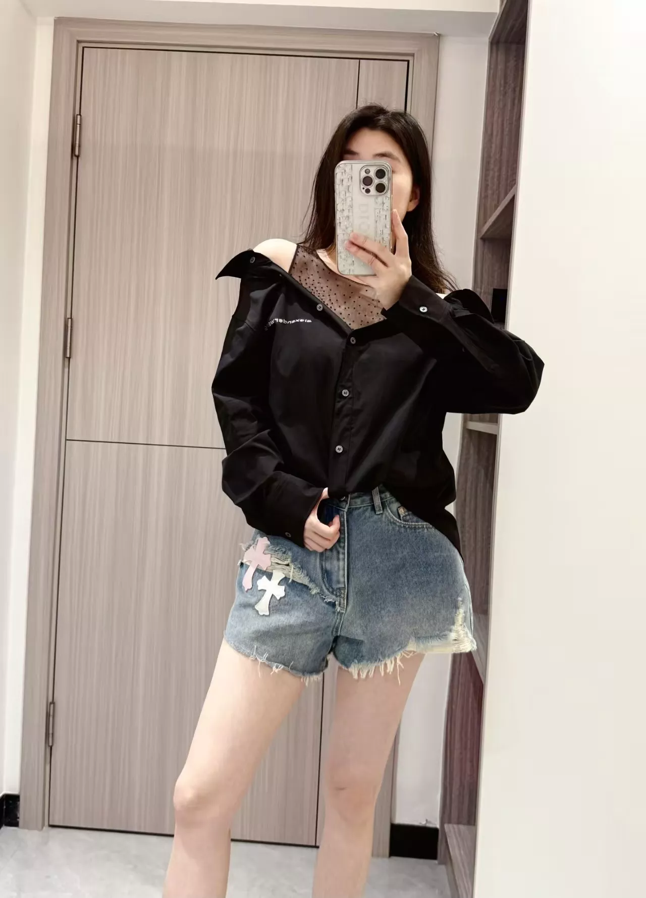 우마왕 큐빅 메쉬 레이어드 오프숄더 셔츠 상세 이미지 69