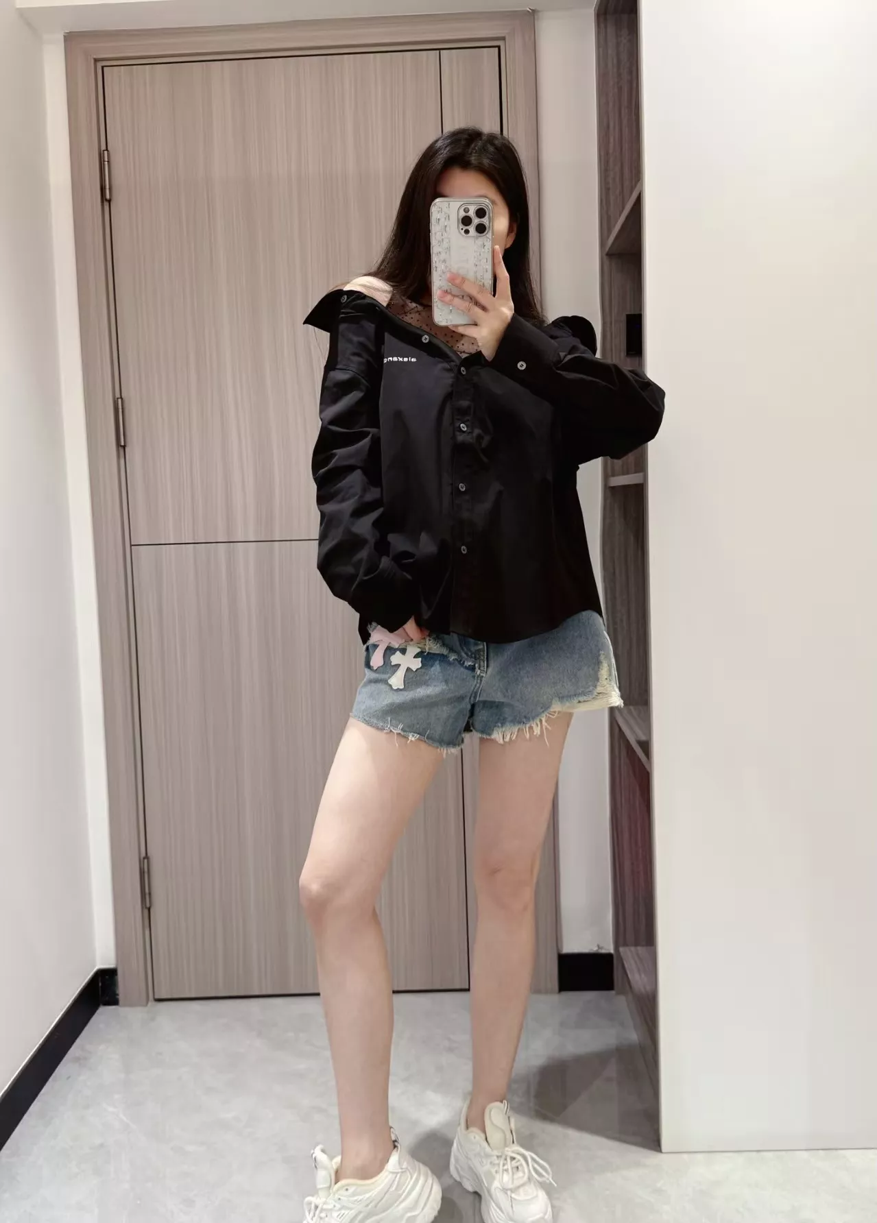 우마왕 큐빅 메쉬 레이어드 오프숄더 셔츠 상세 이미지 66