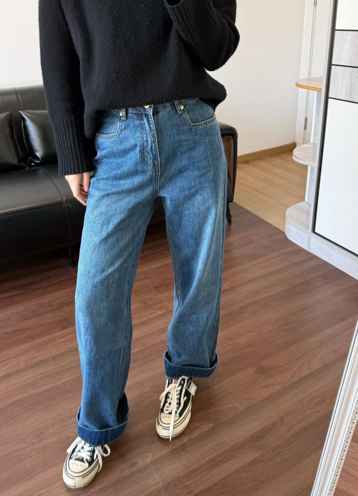 루이비통 모노그램 자수 스트레이트 데님 팬츠 상세 이미지 34