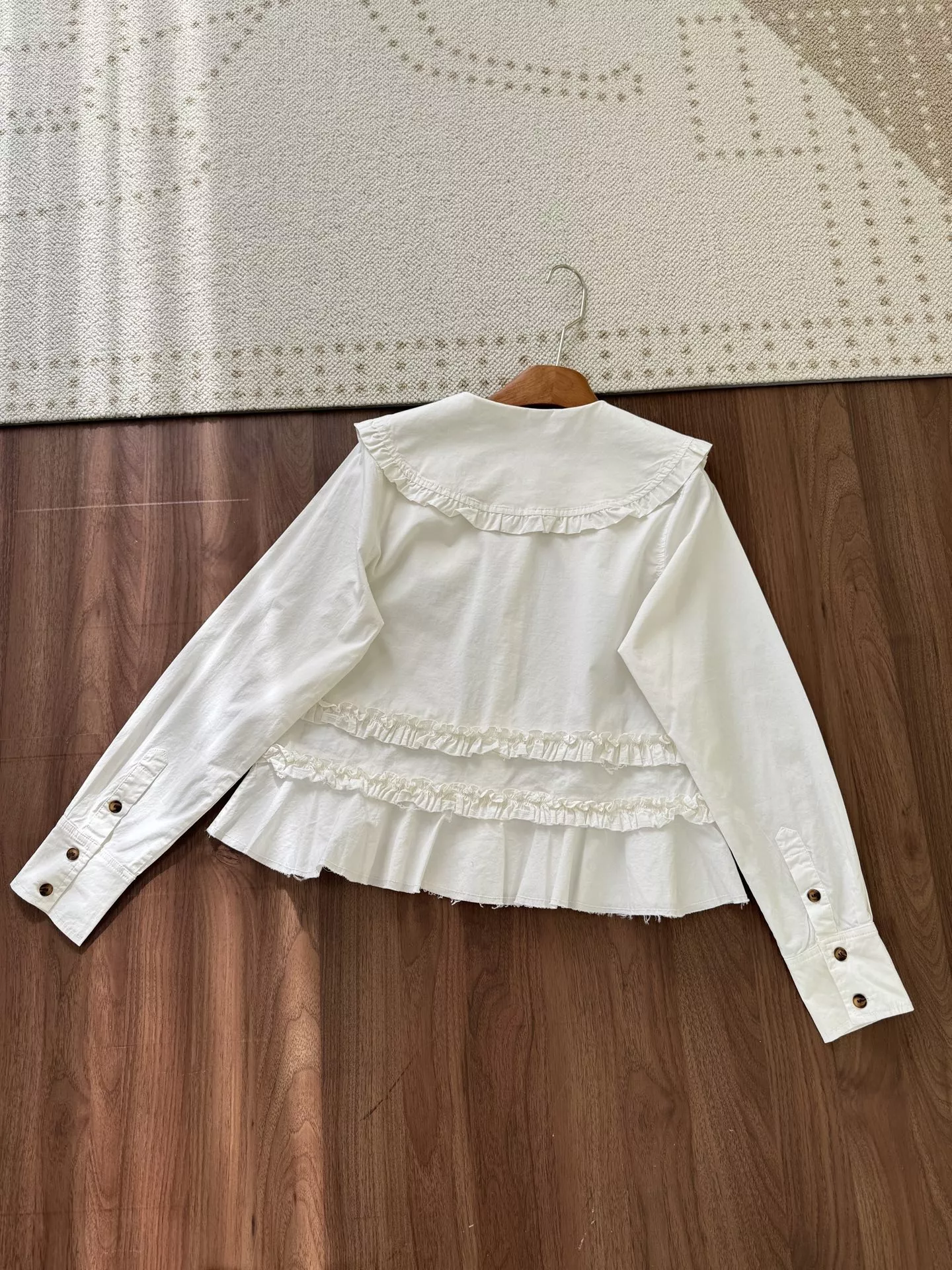 가니 빅카라 프릴 포인트 코튼 셔츠 상세 이미지 18
