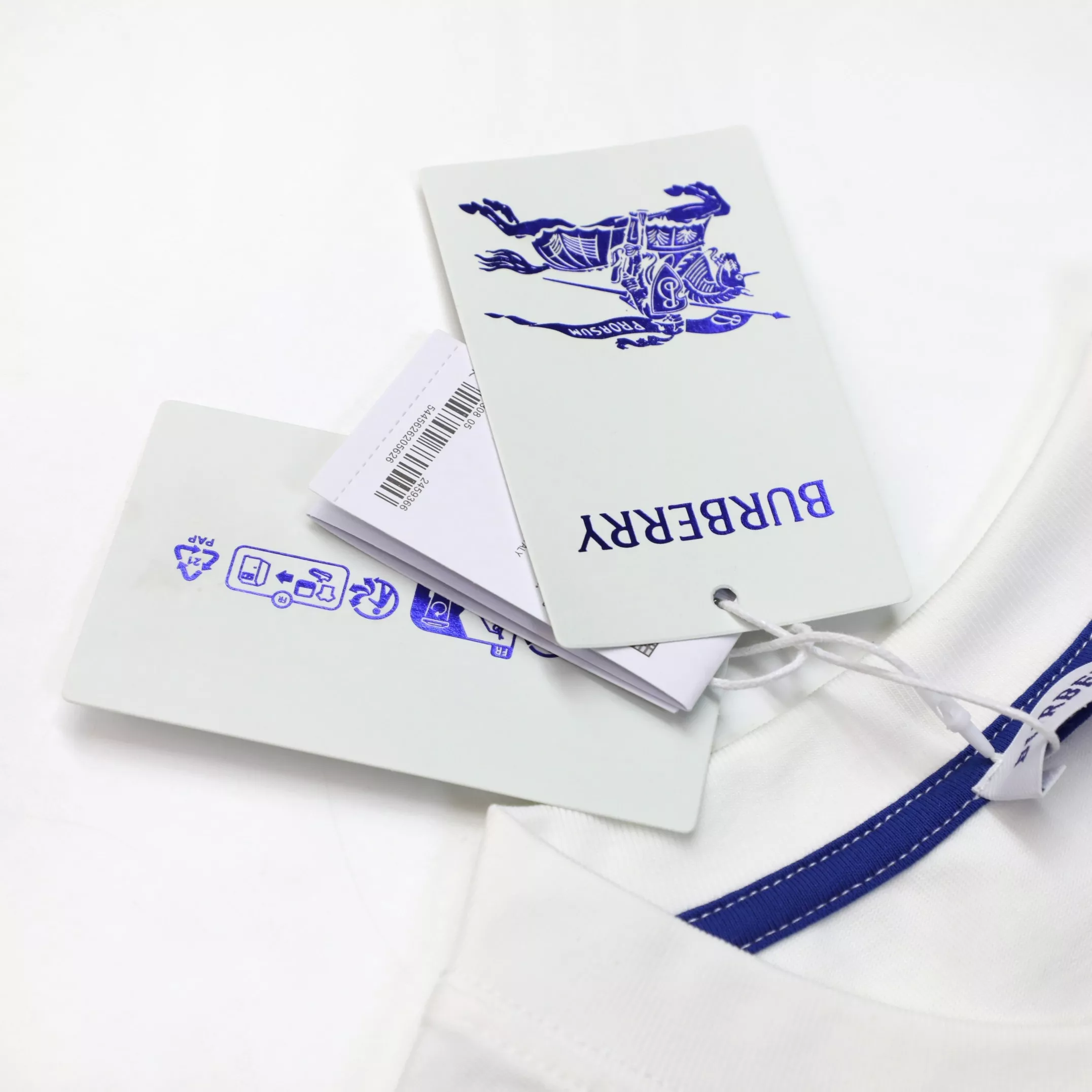 버버리 리틀 포니 자수 로고 루즈핏 라운드넥 반소매 티셔츠 상세 이미지 11