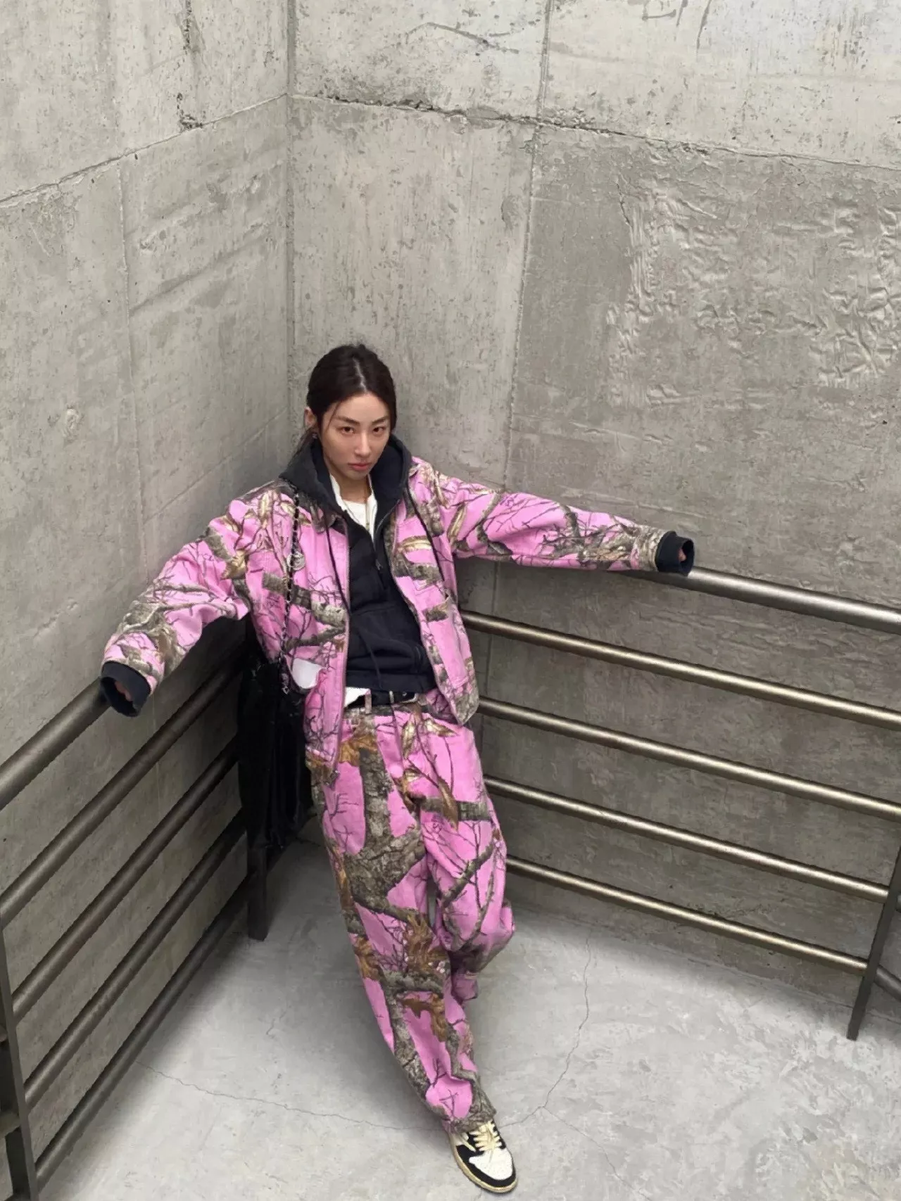 스투시 FW23 트리 브랜치 올오버 프린트 워크 집업 재킷 상세 이미지 18
