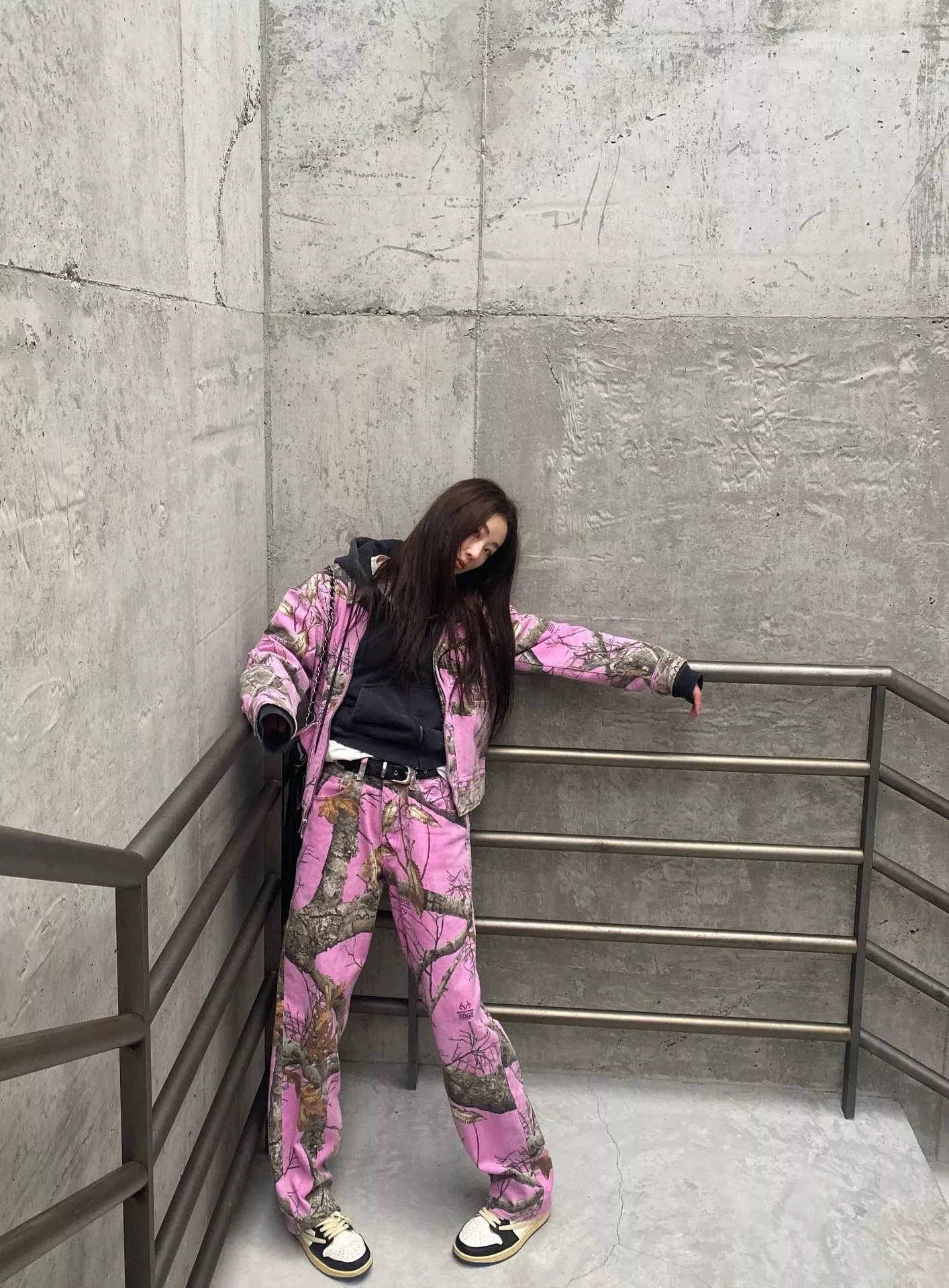 스투시 FW23 트리 브랜치 올오버 프린트 워크 집업 재킷 상세 이미지 19