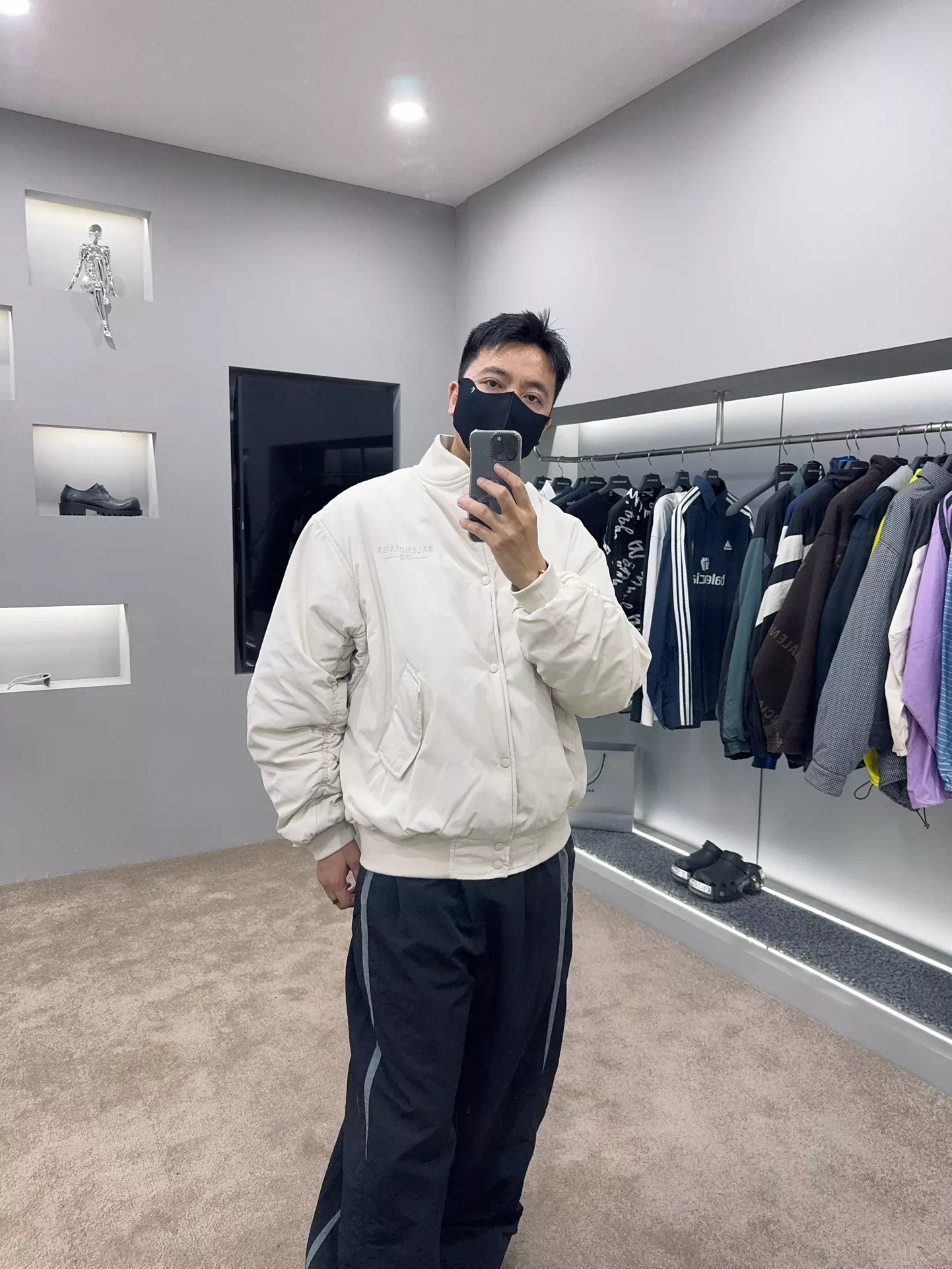 발렌시아가 더블B 전후면 자수 항공 점퍼 패딩 재킷 상세 이미지 16