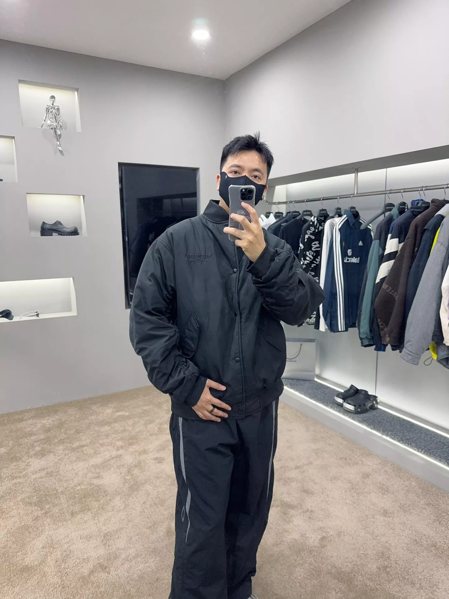 발렌시아가 더블B 전후면 자수 항공 점퍼 패딩 재킷 상세 이미지 10