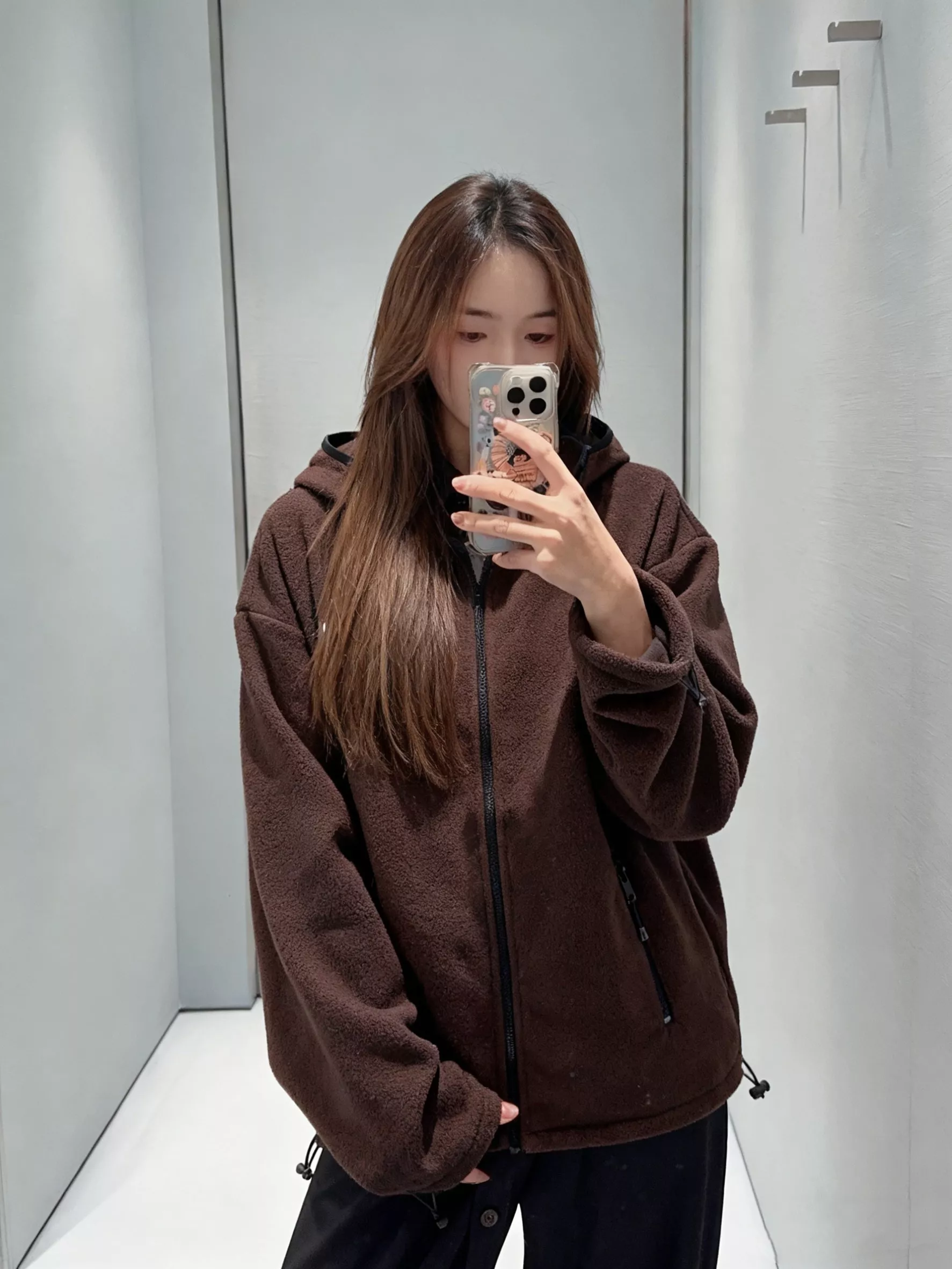 미우미우 자수 로고 플리스 집업 후드 재킷 상세 이미지 11
