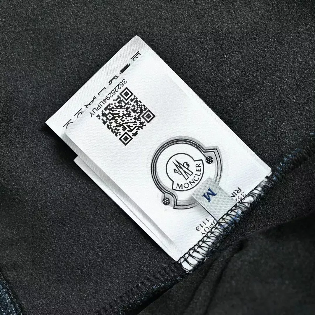 몽클레어 삼색 포인트 후드 기모 집업 재킷 상세 이미지 27