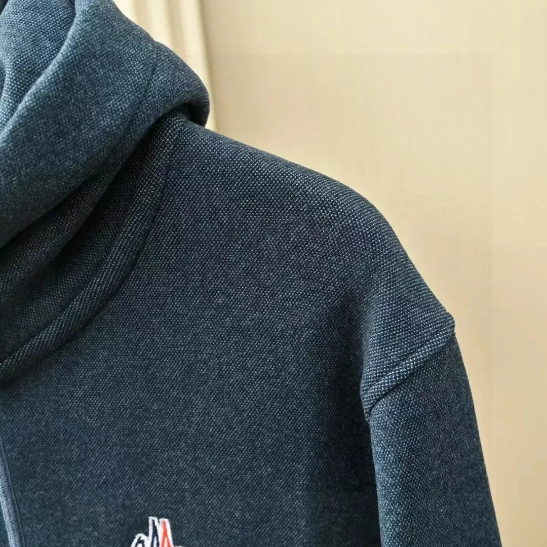 몽클레어 삼색 포인트 후드 기모 집업 재킷 상세 이미지 25
