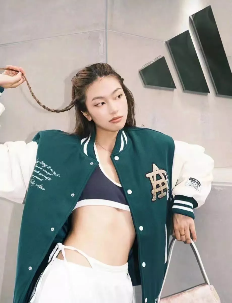 아디다스 오리지널스 VRCT 로고 자수 바시티 재킷 상세 이미지 11