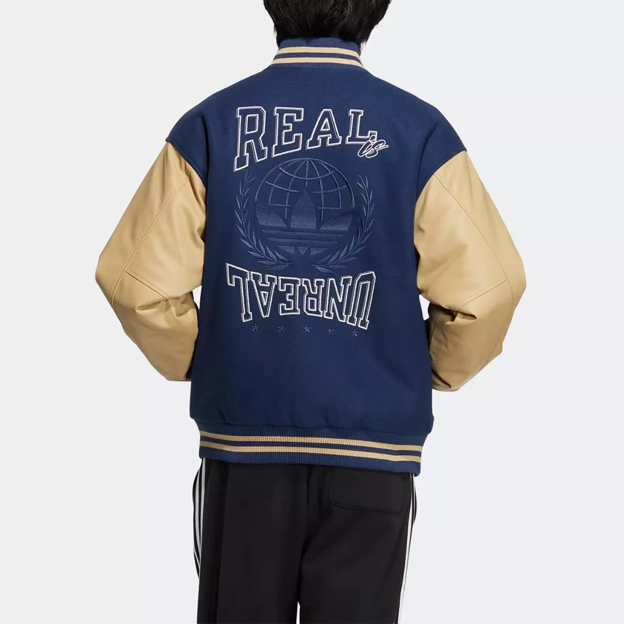 아디다스 오리지널스 VRCT 로고 자수 바시티 재킷 상세 이미지 22