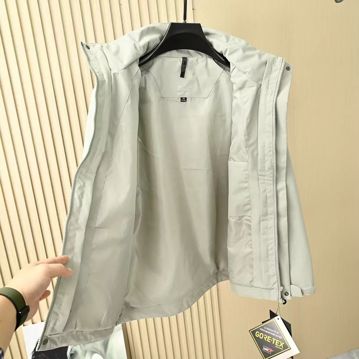 body_7c6d141d228e54d5.webp