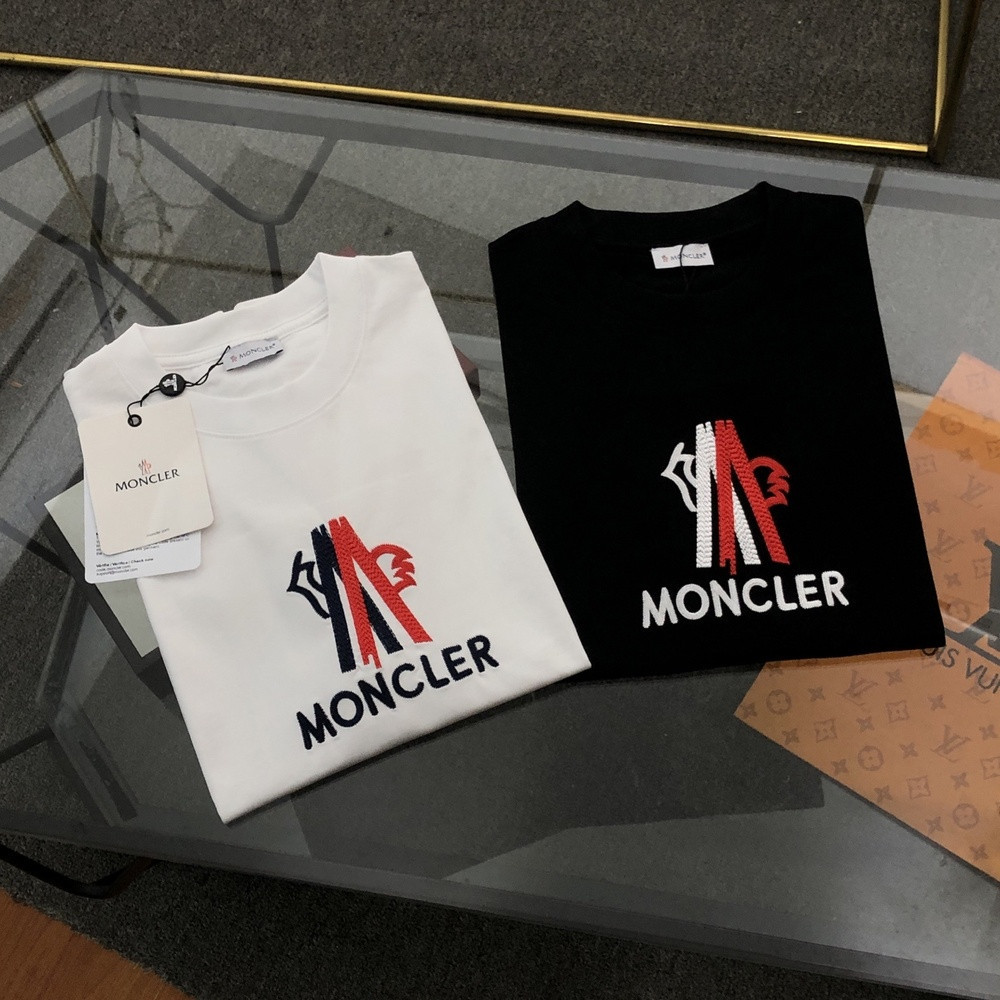 몽클레어 자수 로고 크루넥 반팔 티셔츠