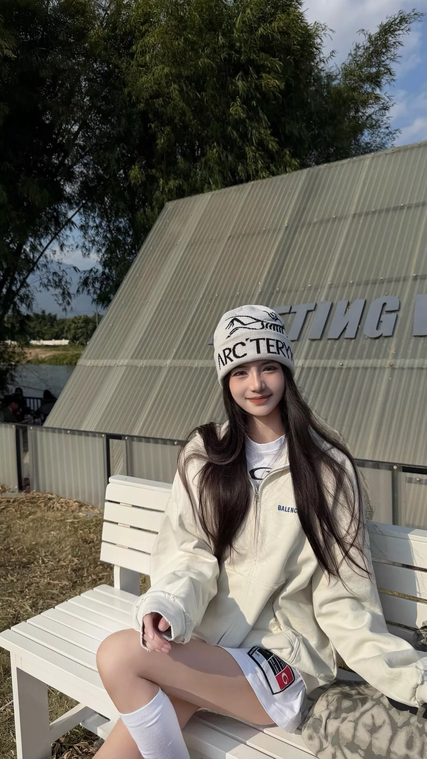 발렌시아가 BLCG 자수 로고 빈티지 워싱 집업 후드 상세 이미지 25