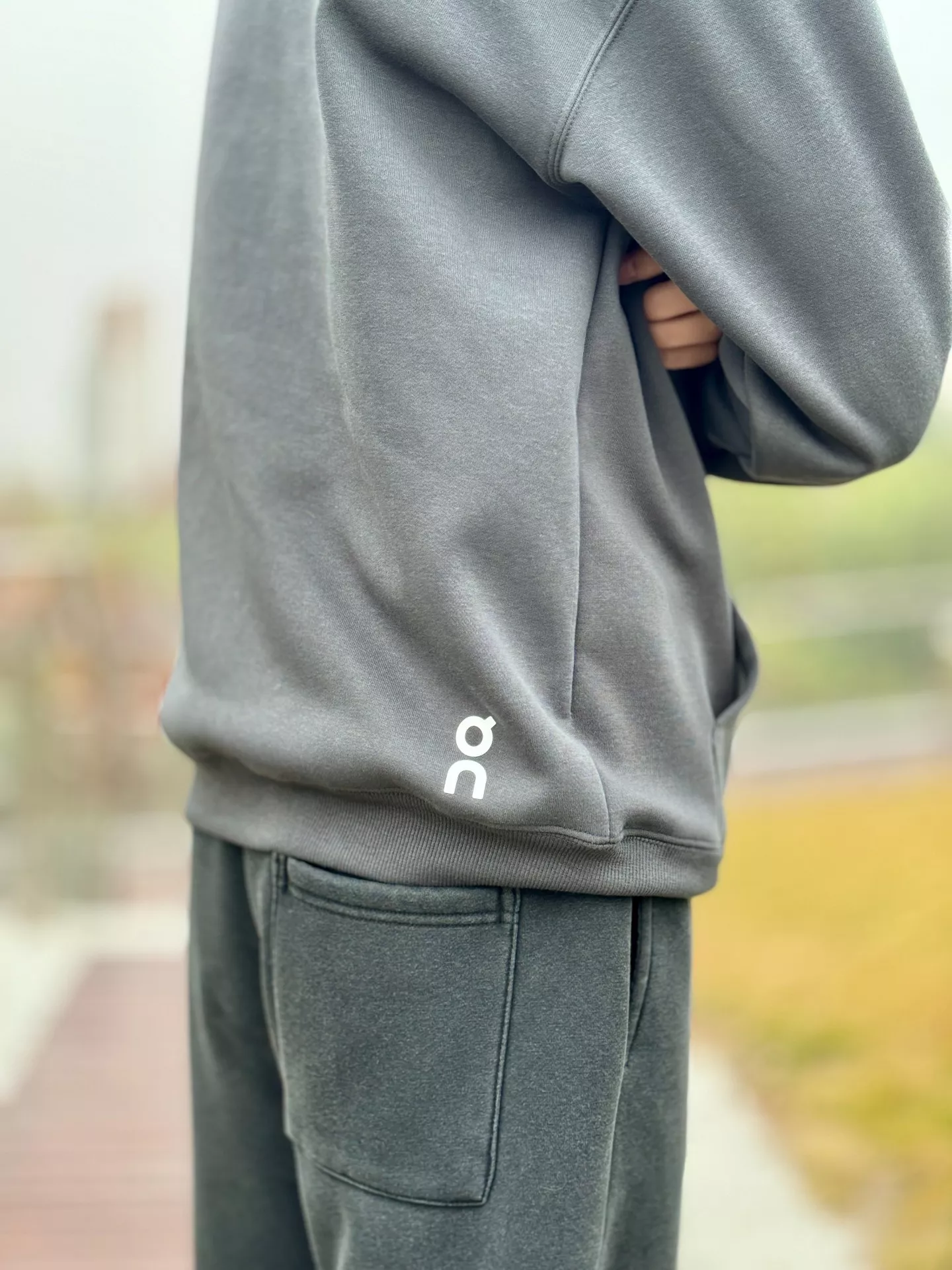 온러닝 클럽 로고 후디 상세 이미지 27