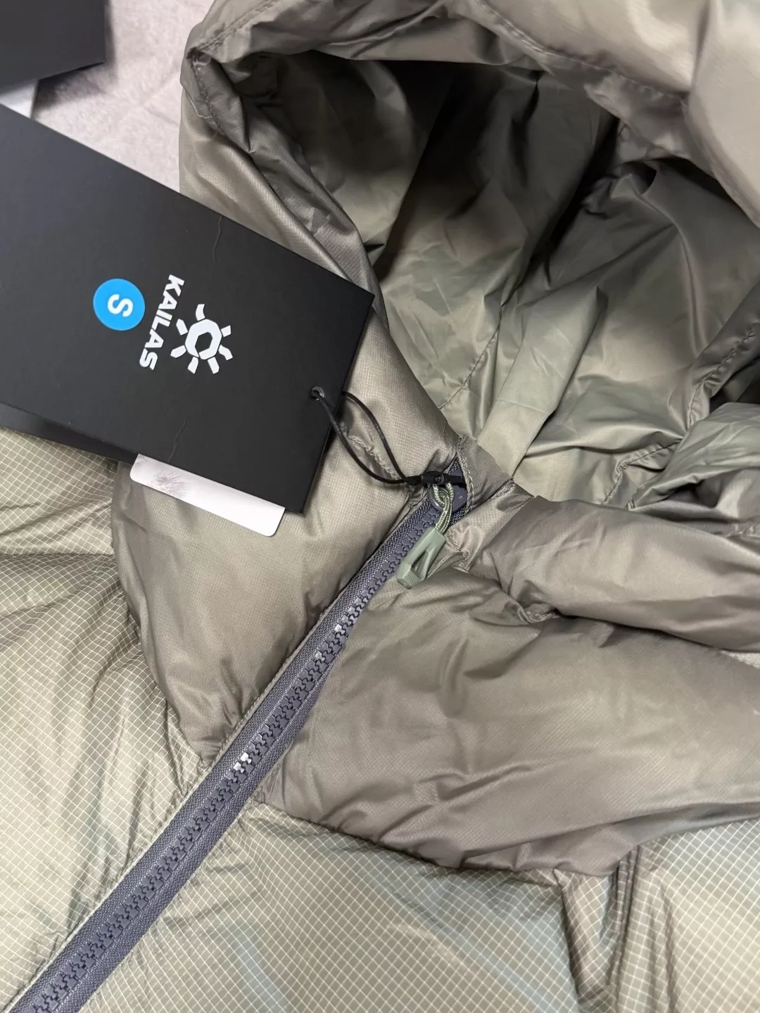카일라스 5000GT 후드 다운 재킷 상세 이미지 6