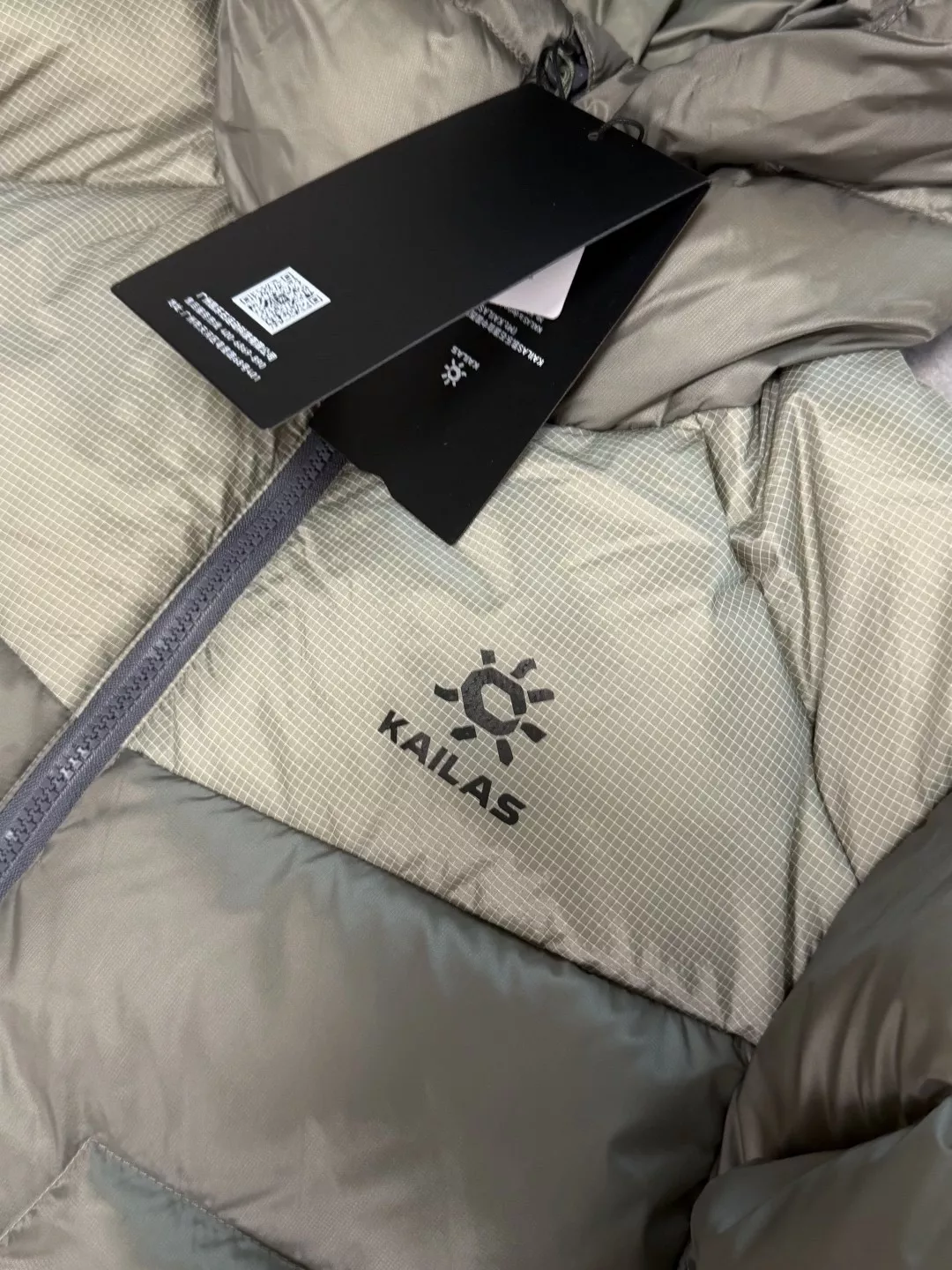 카일라스 5000GT 후드 다운 재킷 상세 이미지 4