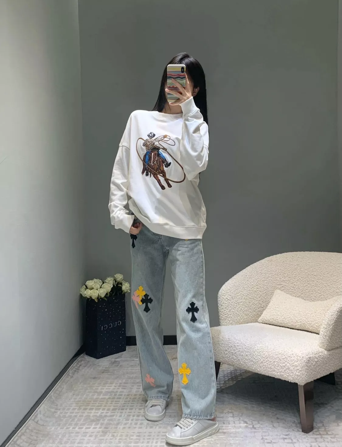 루이비통 24FW 웨스턴 데님 무드 자수 크루넥 스웨트셔츠 상세 이미지 11