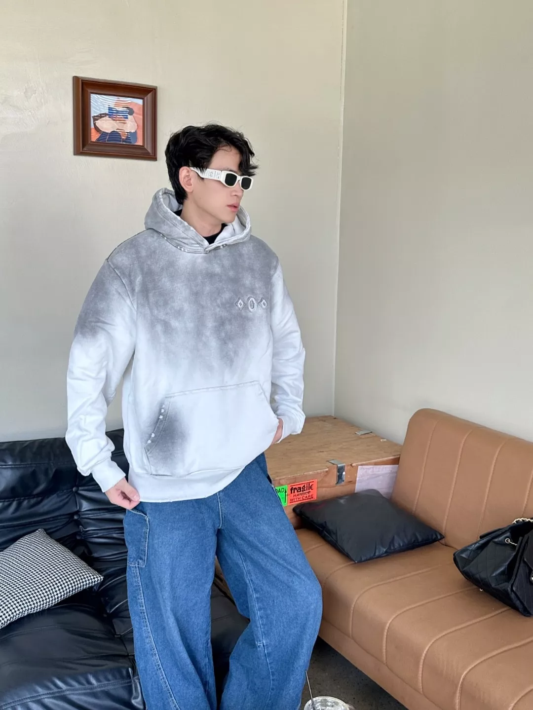 루이비통 클라우드 로고 컷팅 패치 자수 워싱 후드 상세 이미지 19