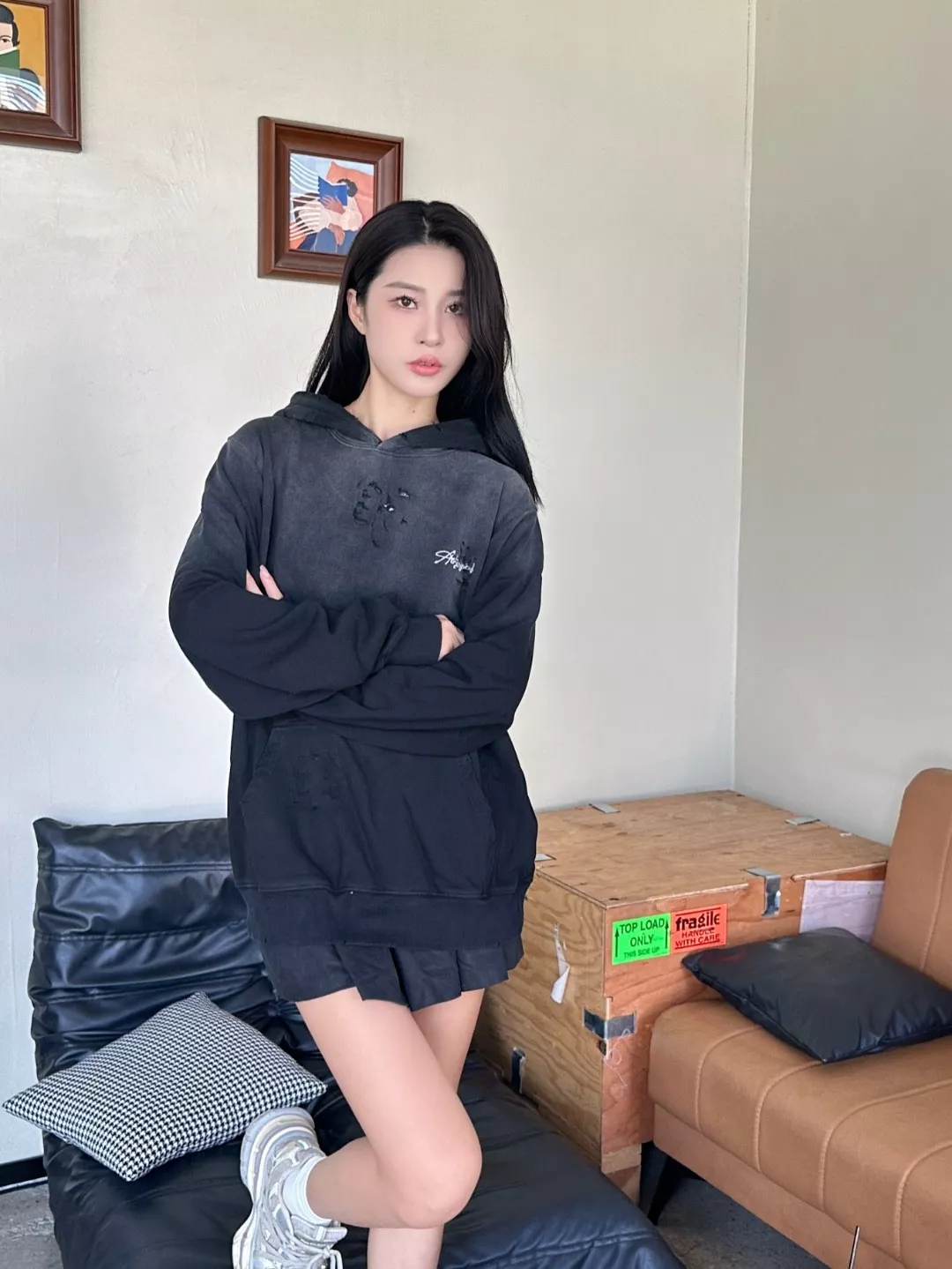 루이비통 25FW 백 플라워 자수 워싱 디스트로이드 후드 상세 이미지 15