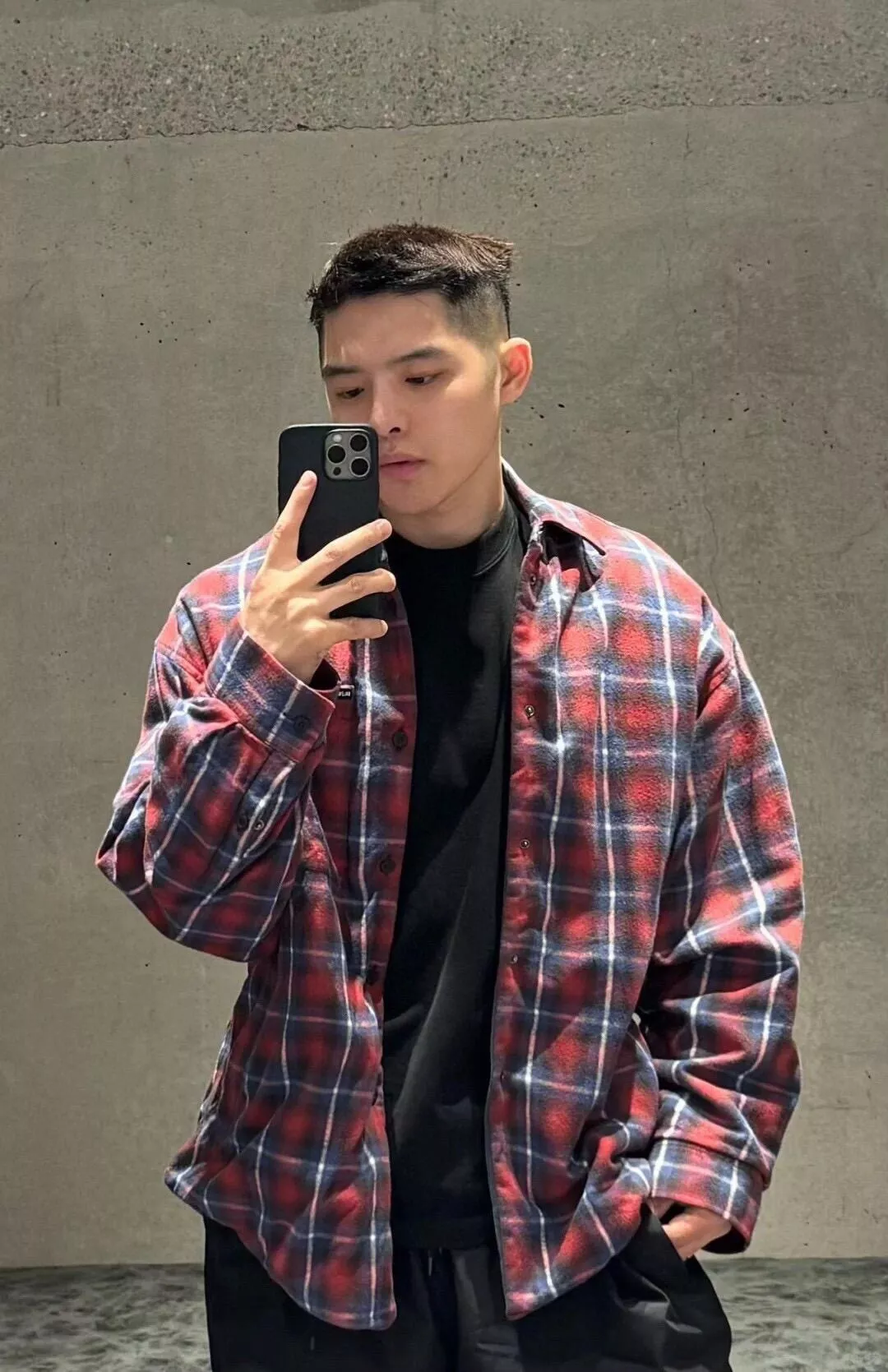 발렌시아가 24FW 체크 더블레이어 리버시블 셔츠 아우터 상세 이미지 11