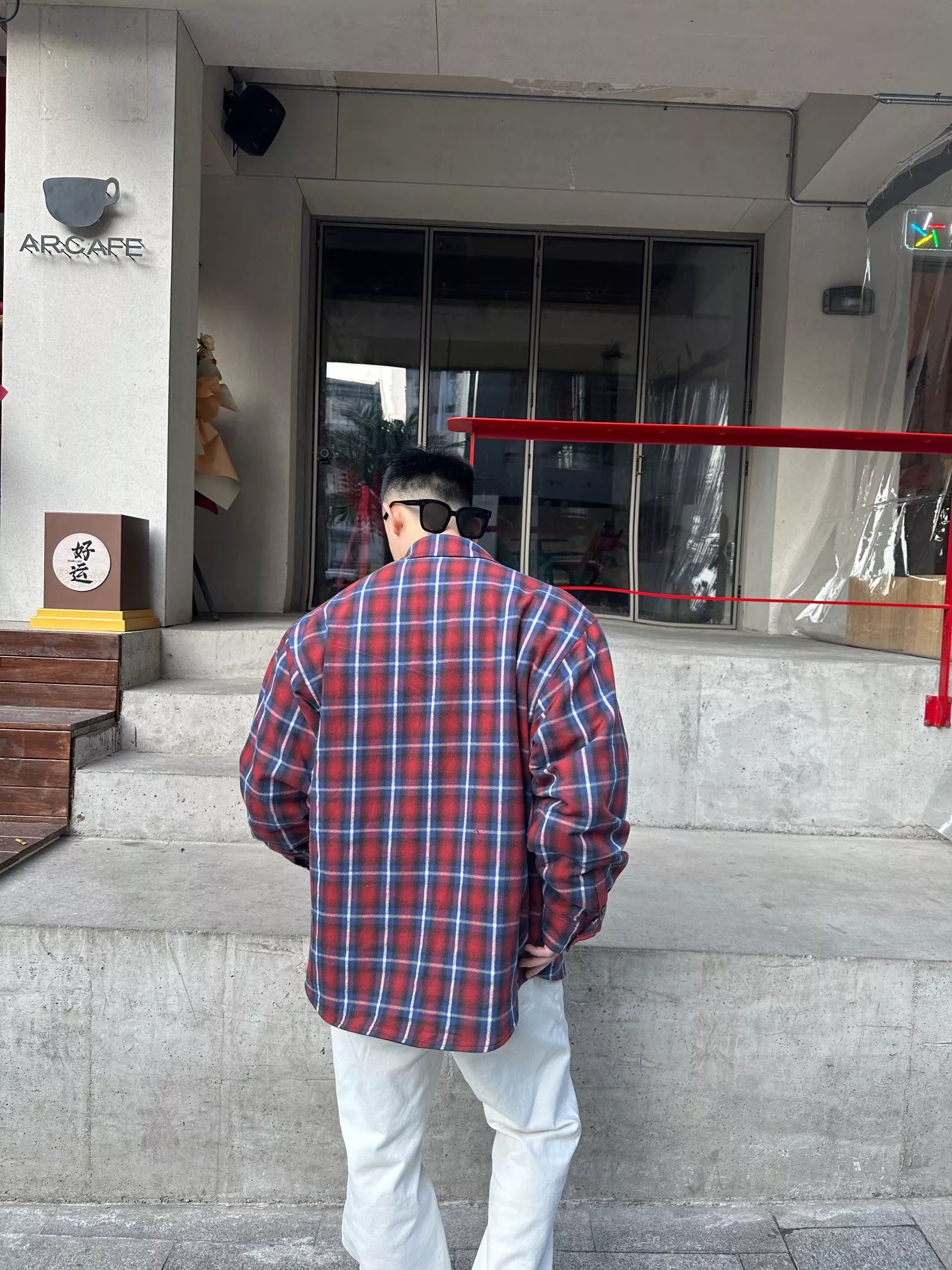 발렌시아가 24FW 체크 더블레이어 리버시블 셔츠 아우터 상세 이미지 16