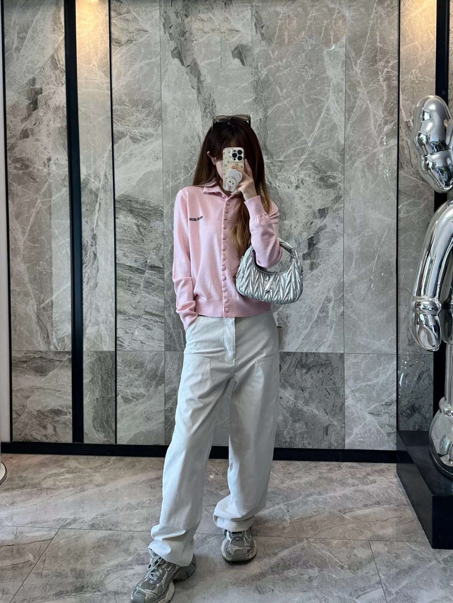 디올 25FW 디올 러브 로고 코튼 코듀로이 카고 팬츠 상세 이미지 16