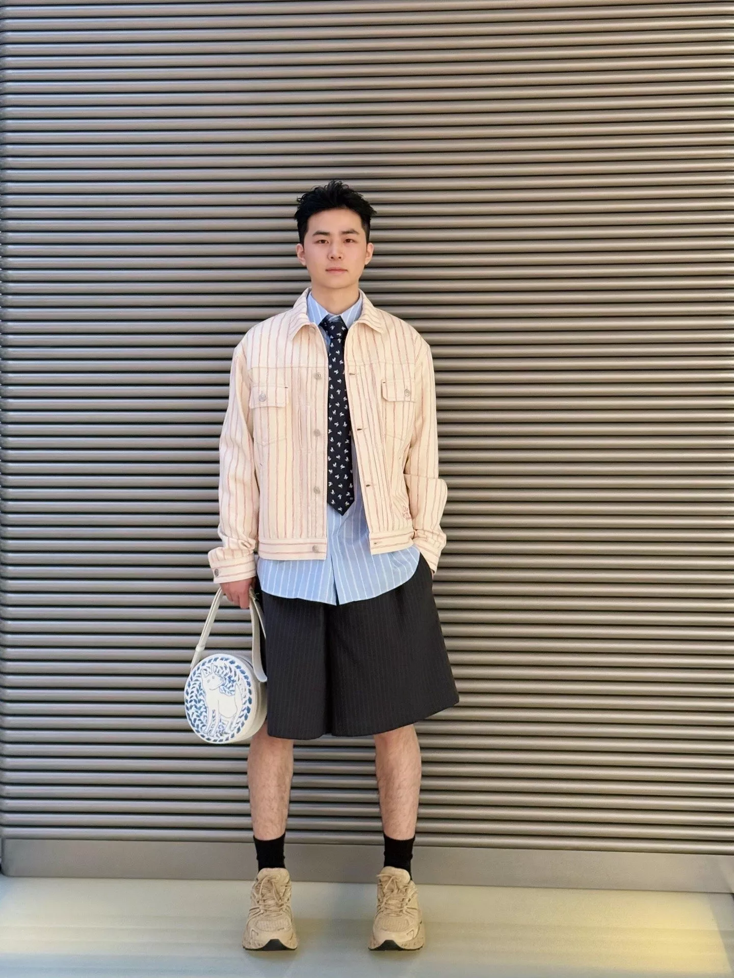 디올 25FW 자수 로고 스트라이프 데님 재킷 상세 이미지 11