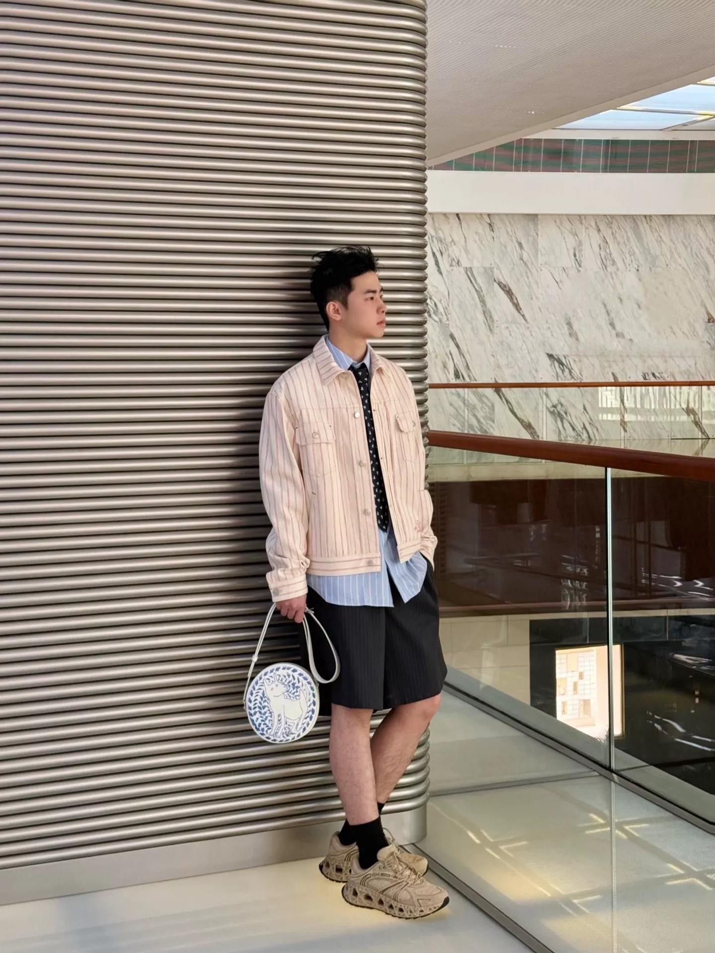 디올 25FW 자수 로고 스트라이프 데님 재킷 상세 이미지 13