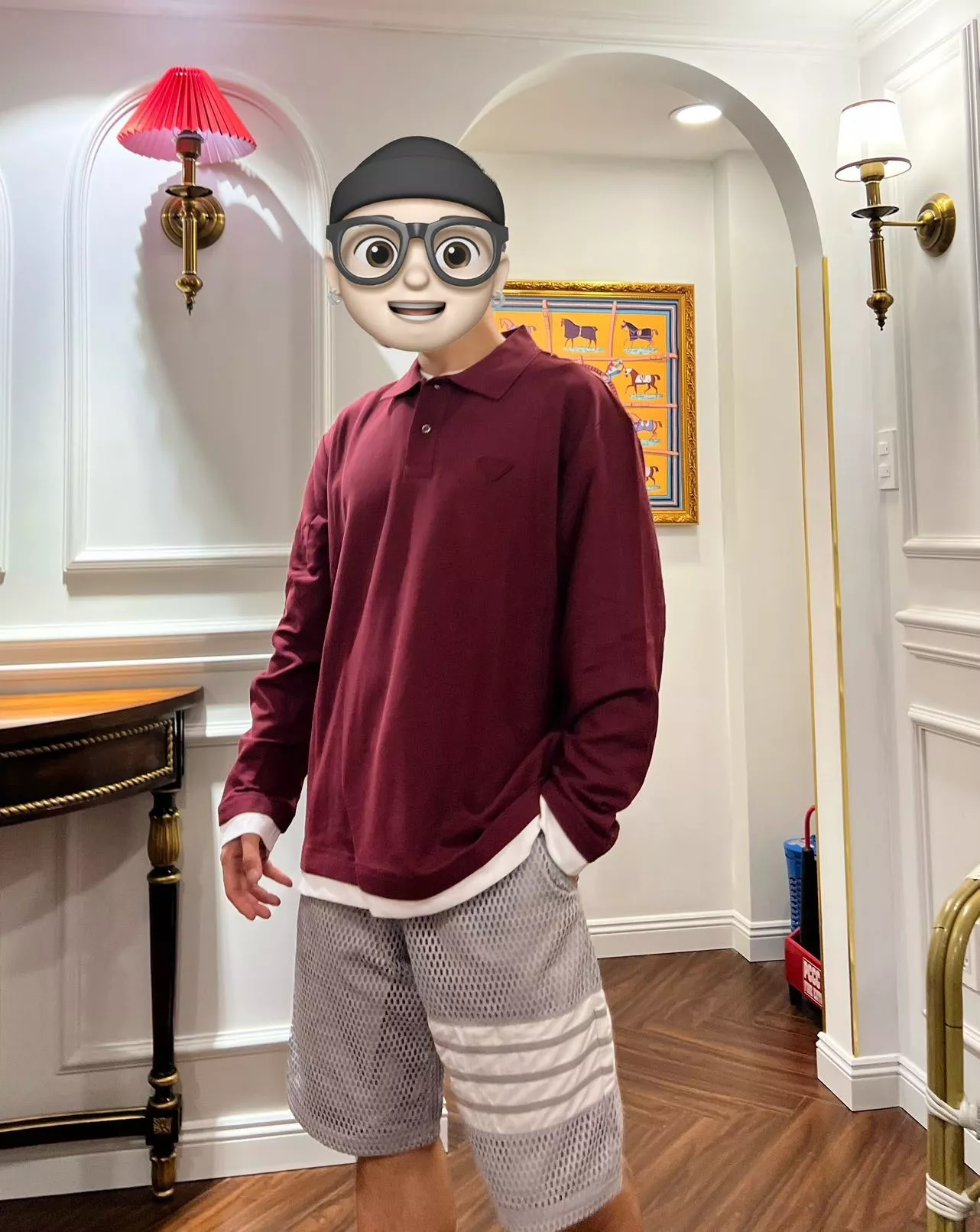 프라다 삼각 로고 패치 레이어드 카라 롱슬리브 상세 이미지 11