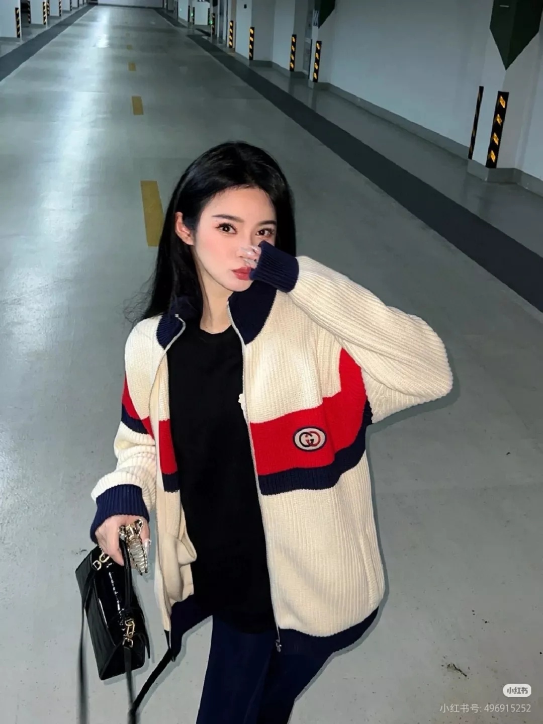 구찌 25FW 배색 스트라이프 집업 니트 아우터 상세 이미지 12
