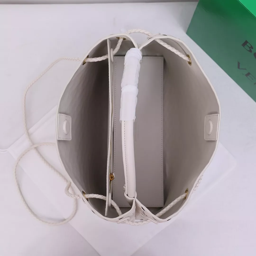 보테가베네타 안디아모 라지 인트레치아토 핸드백 상세 이미지 6