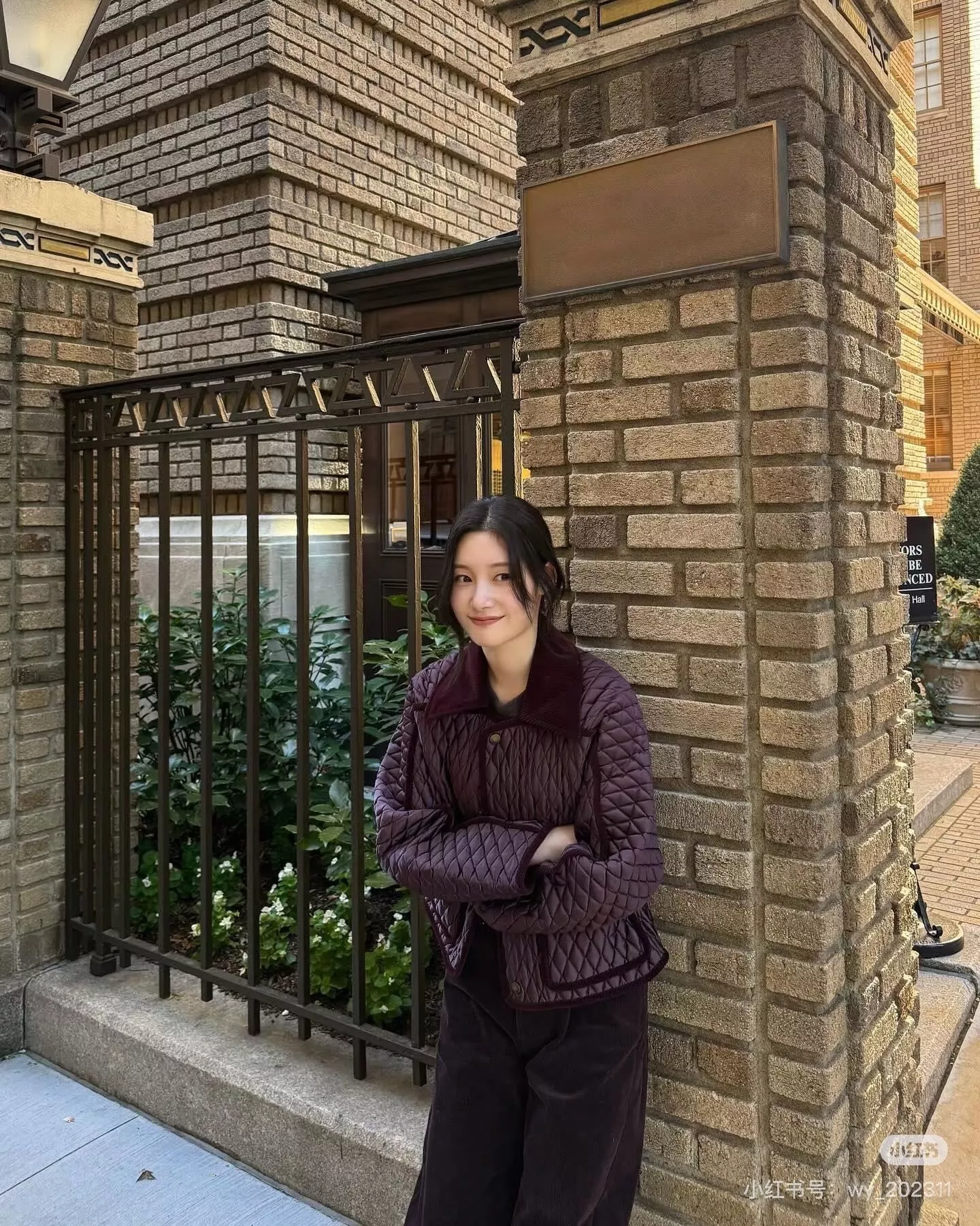 버버리 플로리스톤 여성 숏 퀼팅 나일론 패딩 재킷 상세 이미지 105