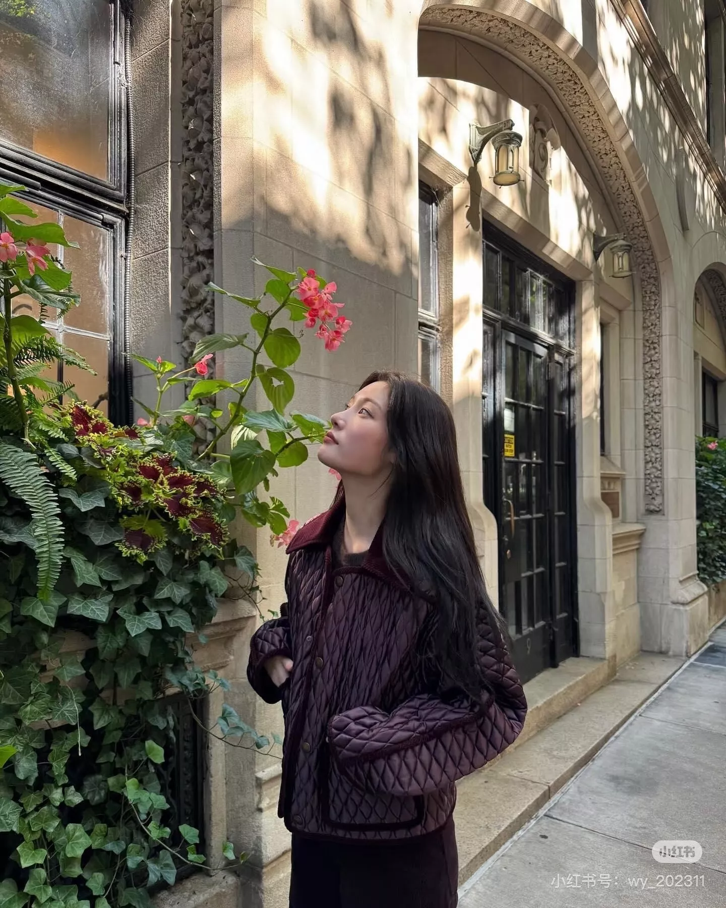 버버리 플로리스톤 여성 숏 퀼팅 나일론 패딩 재킷 상세 이미지 103