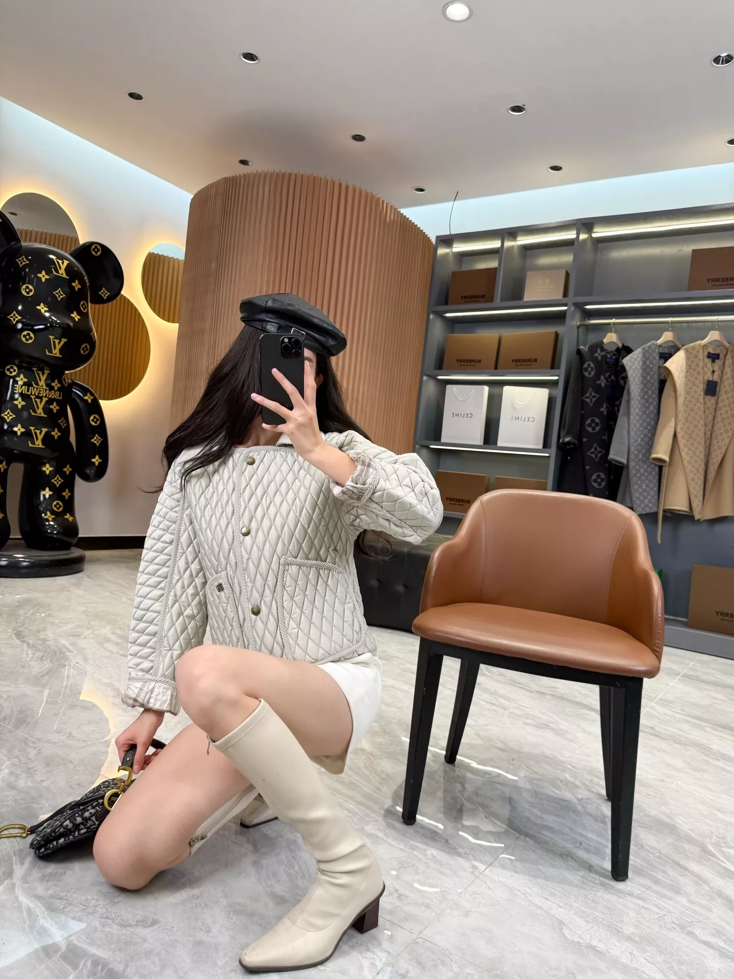 버버리 플로리스톤 여성 숏 퀼팅 나일론 패딩 재킷 상세 이미지 166