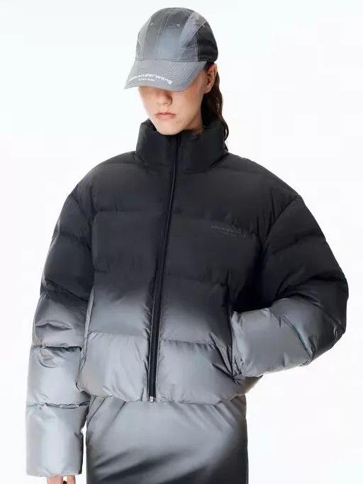 알렉산더왕 그라데이션 리플렉티브 숏 다운 재킷 상세 이미지 36