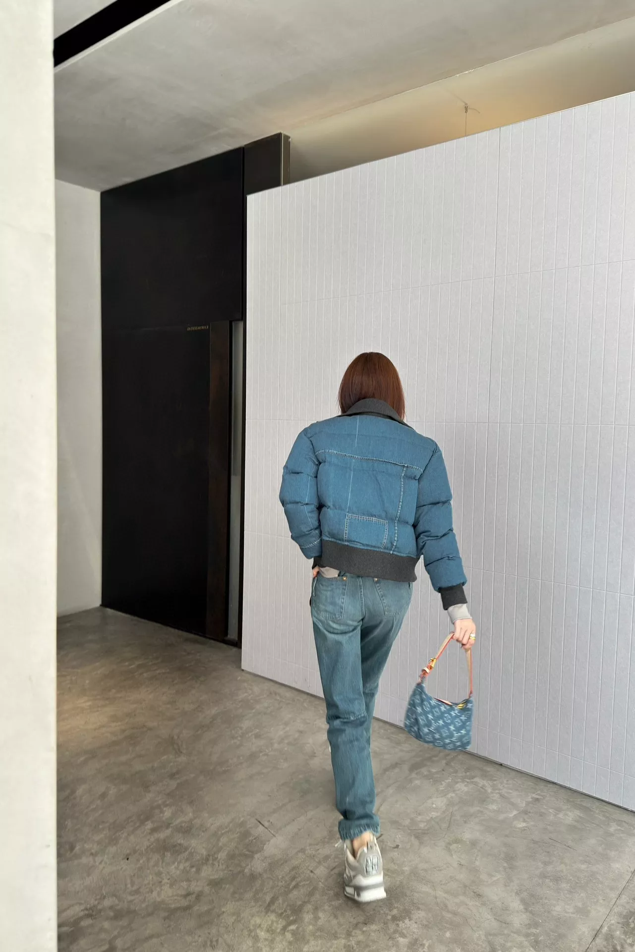 루이비통 데님 패치워크 하이넥 쇼트 다운 재킷 상세 이미지 59
