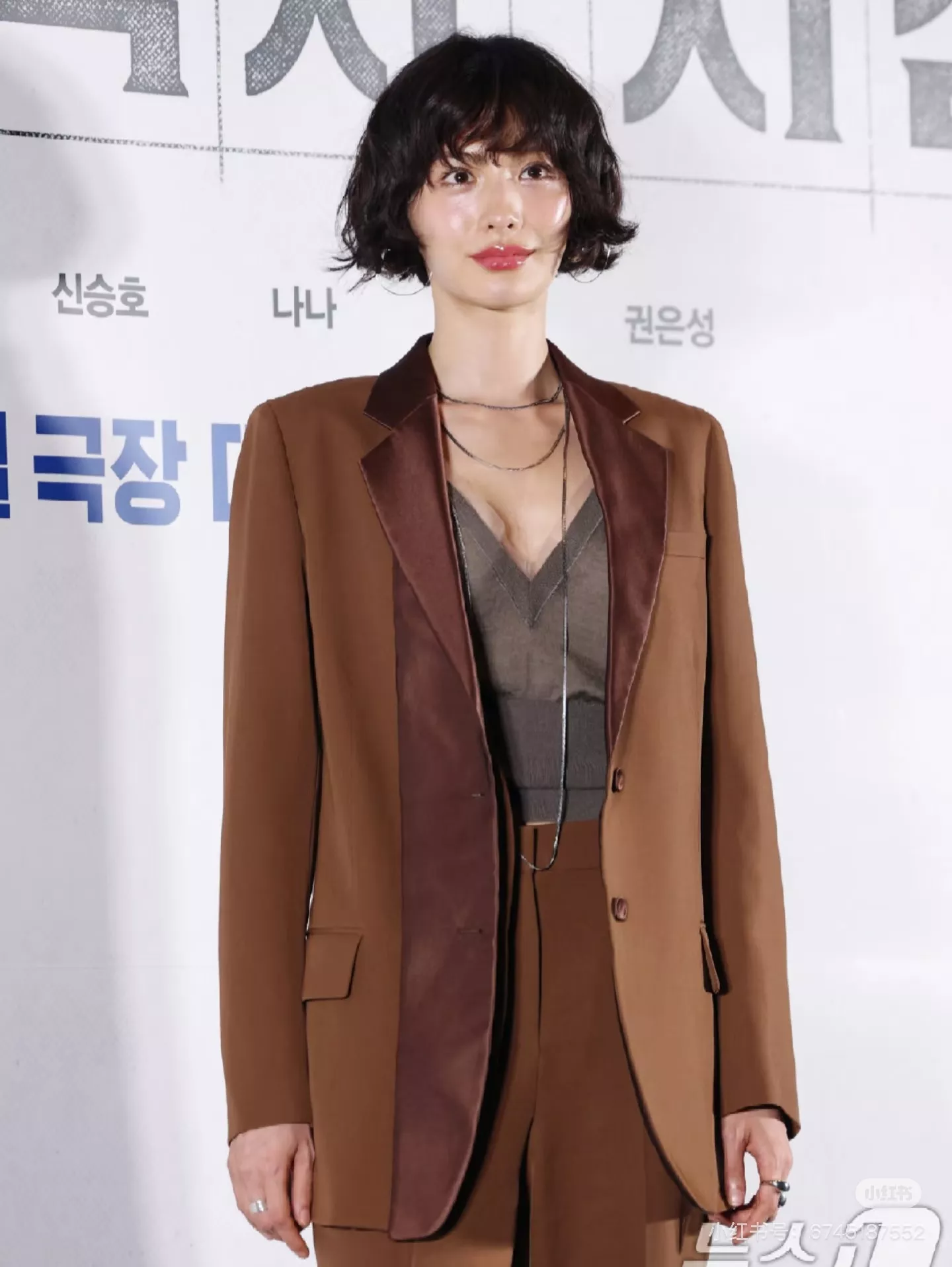 노브랜드 브라운 테일러드 슬랙스 팬츠 상세 이미지 14