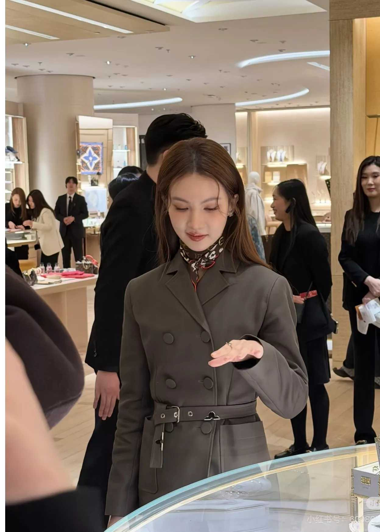 루이비통 그레이그린 플리츠 레더 벨트 포켓 미니 스커트 상세 이미지 15