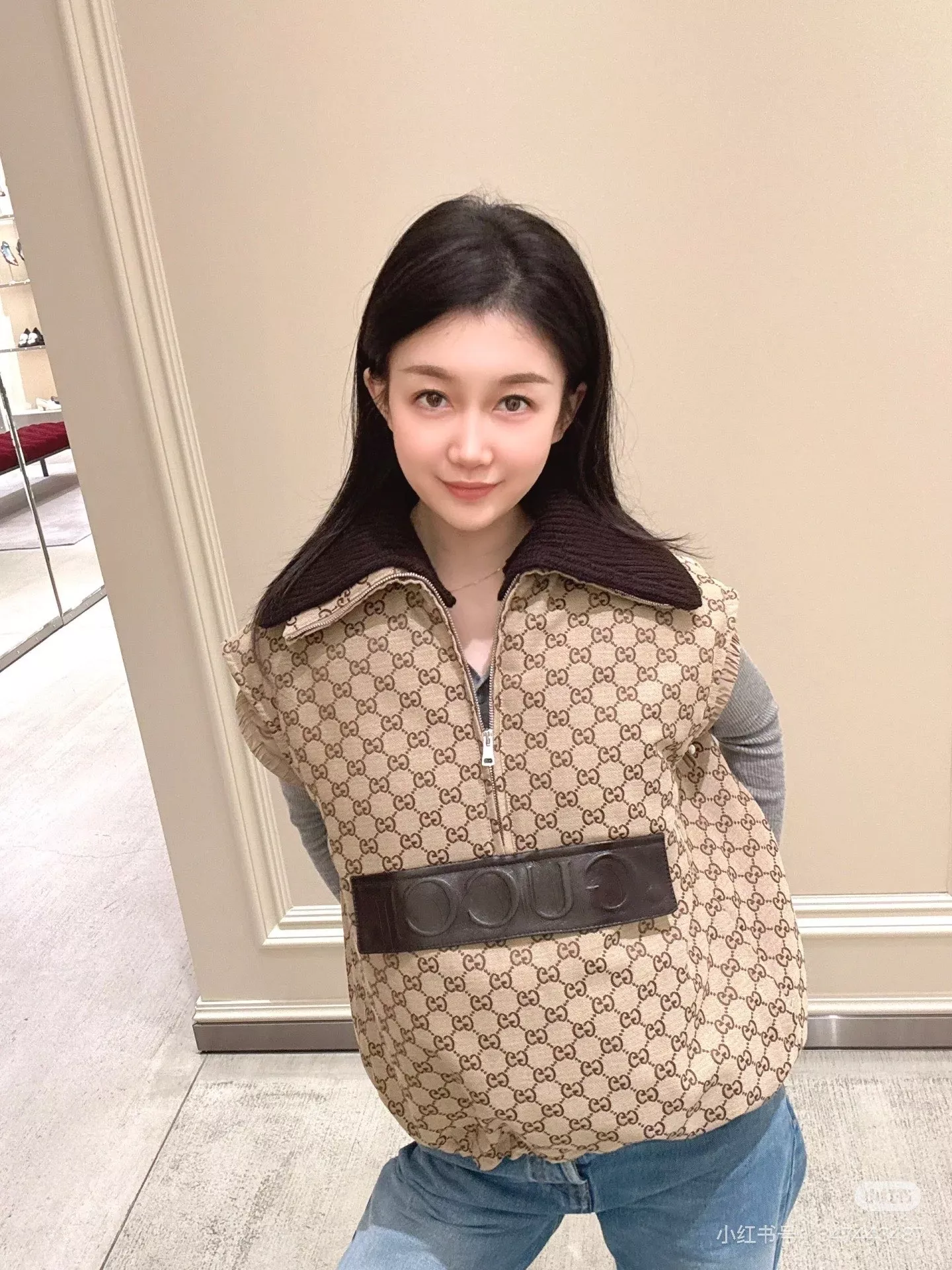 구찌 더블 G 자카드 빅카라 다운 베스트 상세 이미지 30