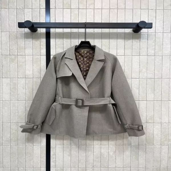 루이비통 25FW 스트랩 디테일 숏 트렌치 재킷