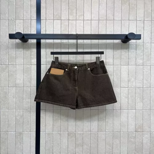 루이비통 모노그램 가죽 포켓 장식 하이웨스트 데님 쇼츠