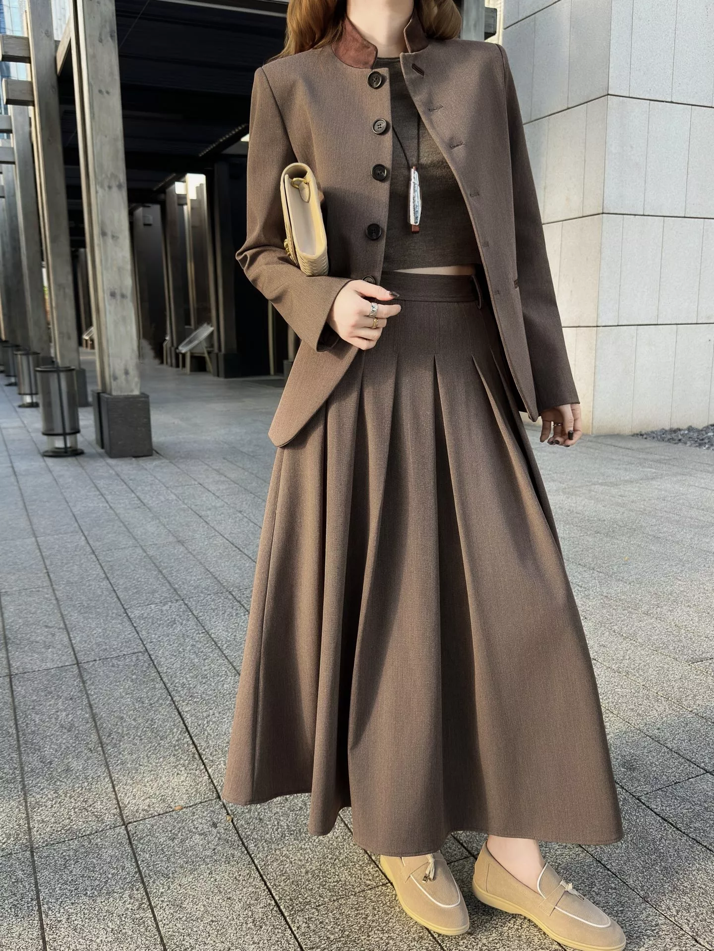 로로피아나 25FW 배색 스탠드카라 테일러드 재킷 상세 이미지 31