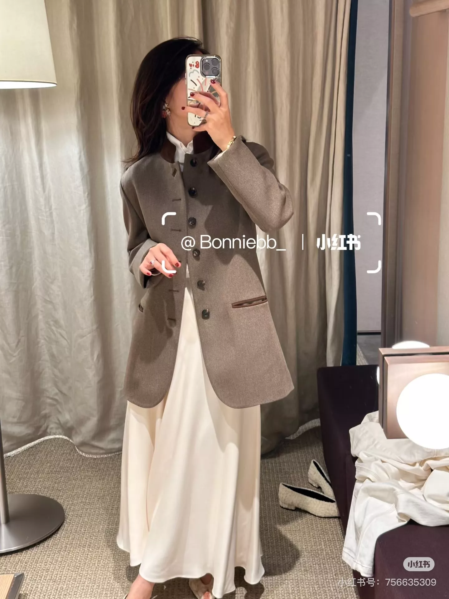 로로피아나 25FW 배색 스탠드카라 테일러드 재킷 상세 이미지 17