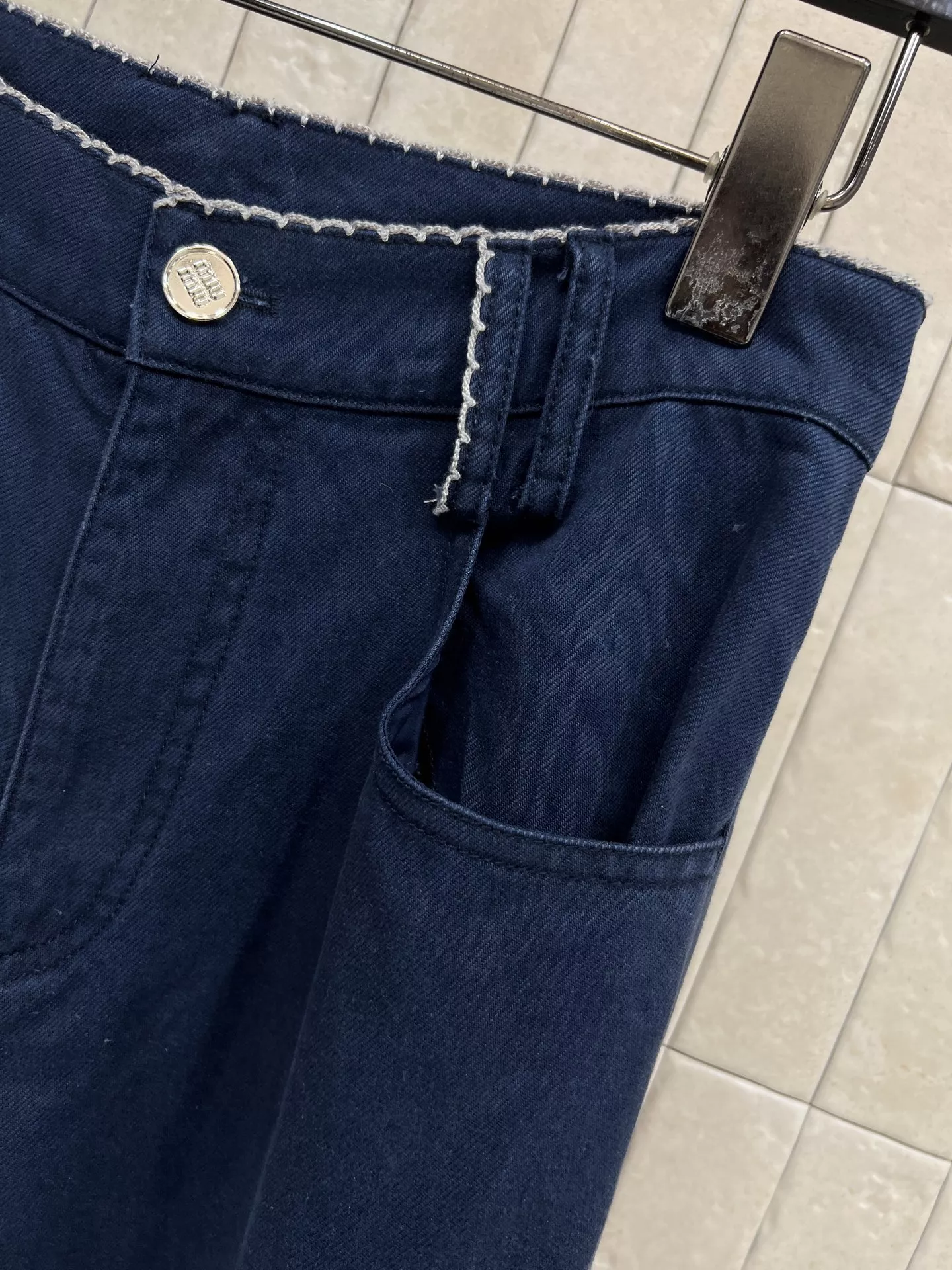 미우미우 레이스 트리밍 하이웨이스트 와이드 팬츠 상세 이미지 5