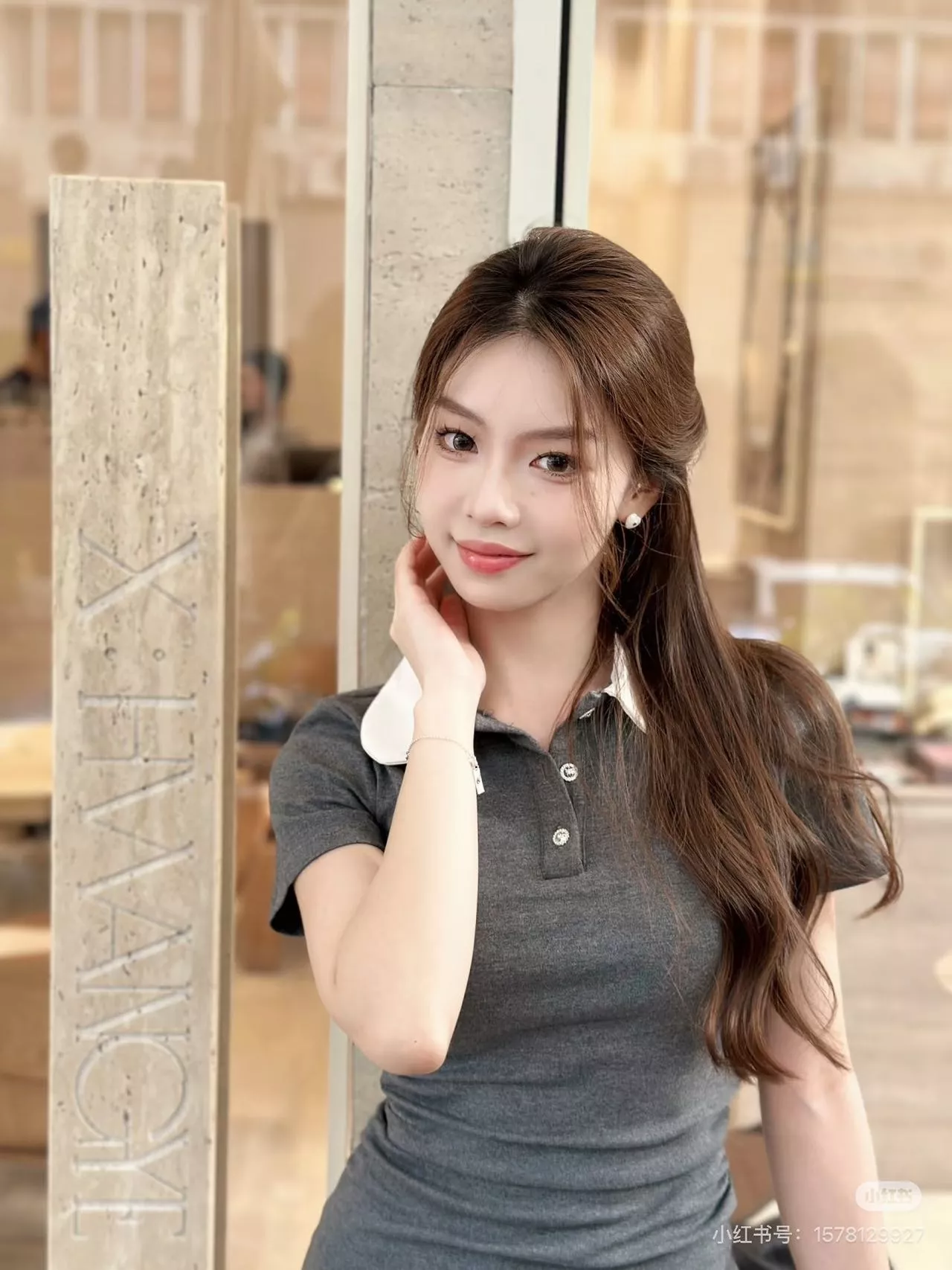 미우미우 탈부착 화이트 베이비카라 반소매 니트 탑 상세 이미지 15