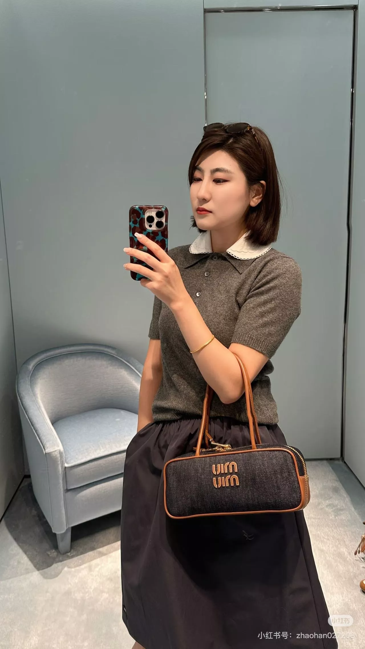 미우미우 탈부착 화이트 베이비카라 반소매 니트 탑 상세 이미지 23